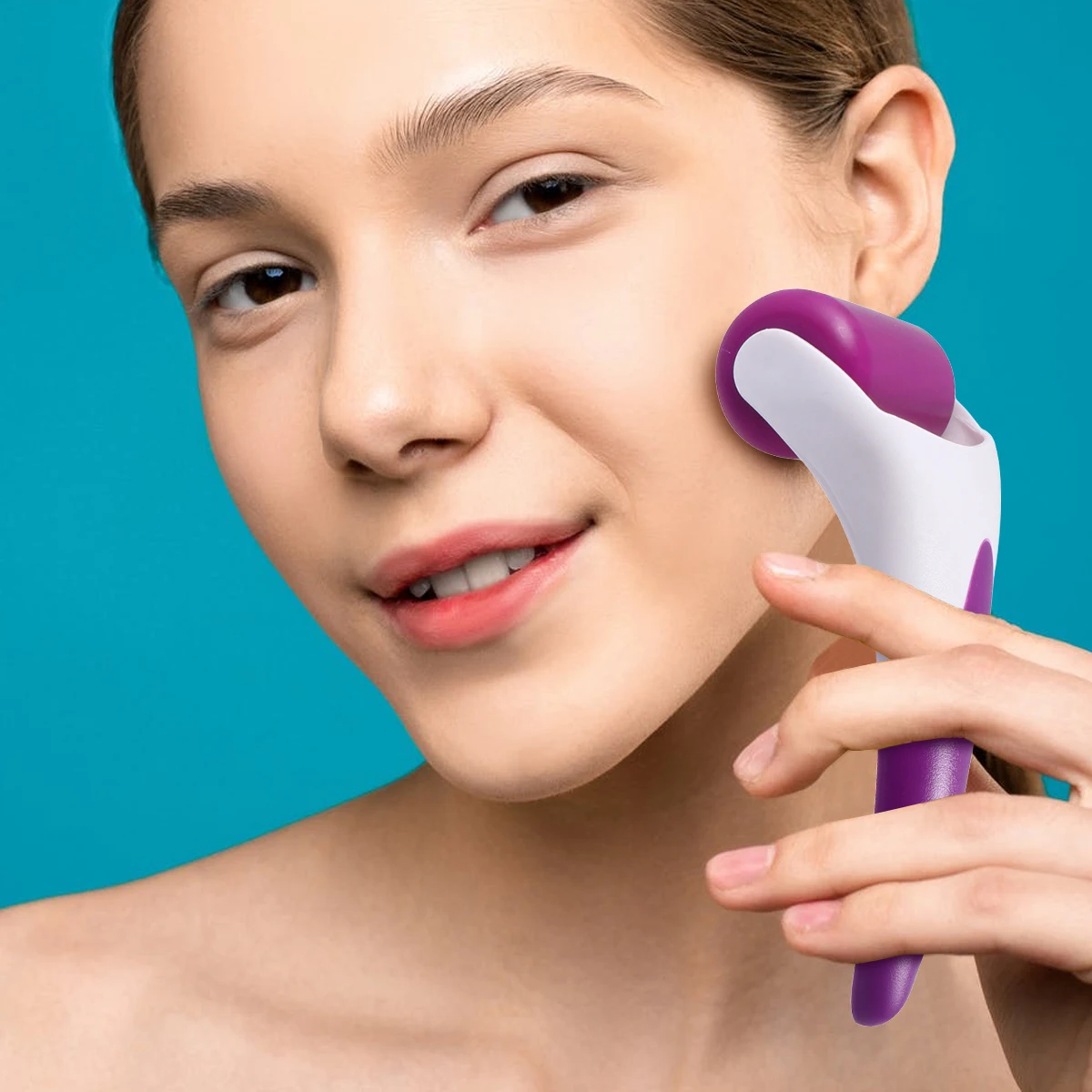 

1Pcs Facial Cooling Massage Tool Long Handle for Skin Care Reduces Edema Wrinkles Allergy Soothes Face