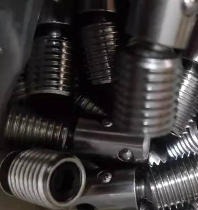 عرض ساخن لعام 2025 برغي دوار متأرجح من السيليكون M16 برغي دوار متعدد الزوايا ، محول دوار للقرص السريع tpe #1