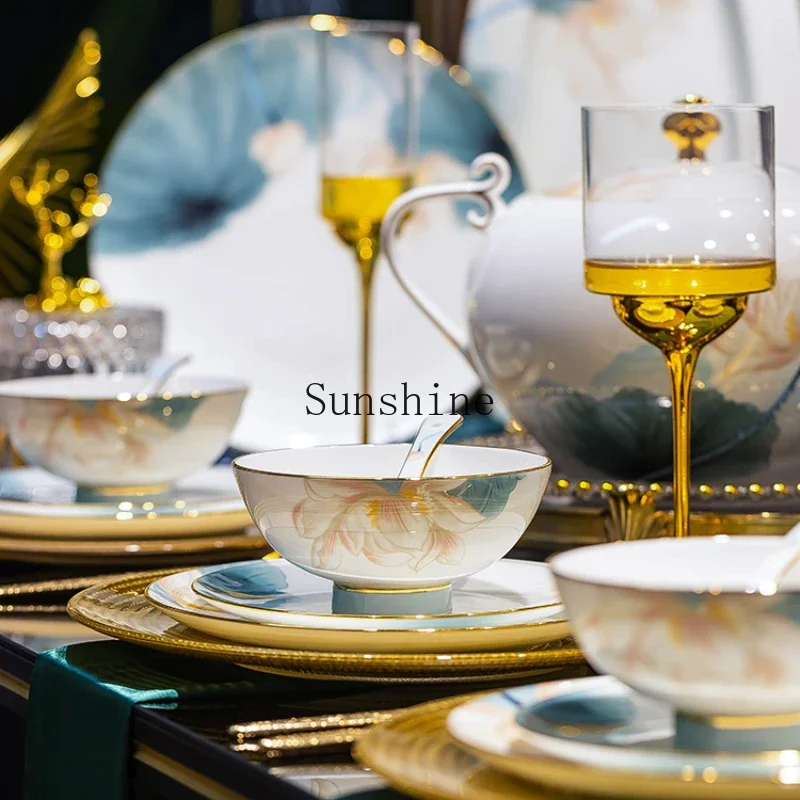 Cutlery sets, bowls and plates, home gifts for housewarming