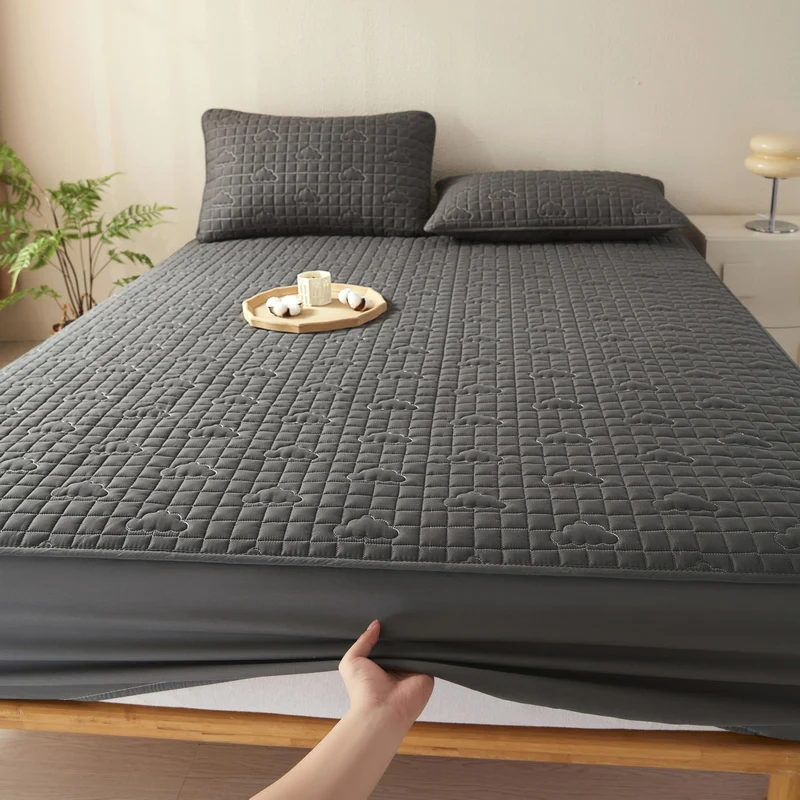Waterproof Quilted Fitted Mattress Protector, Mattress Cover with Deep Pocket Elastic Bed Skirt, Soft Breathable Bed Cover