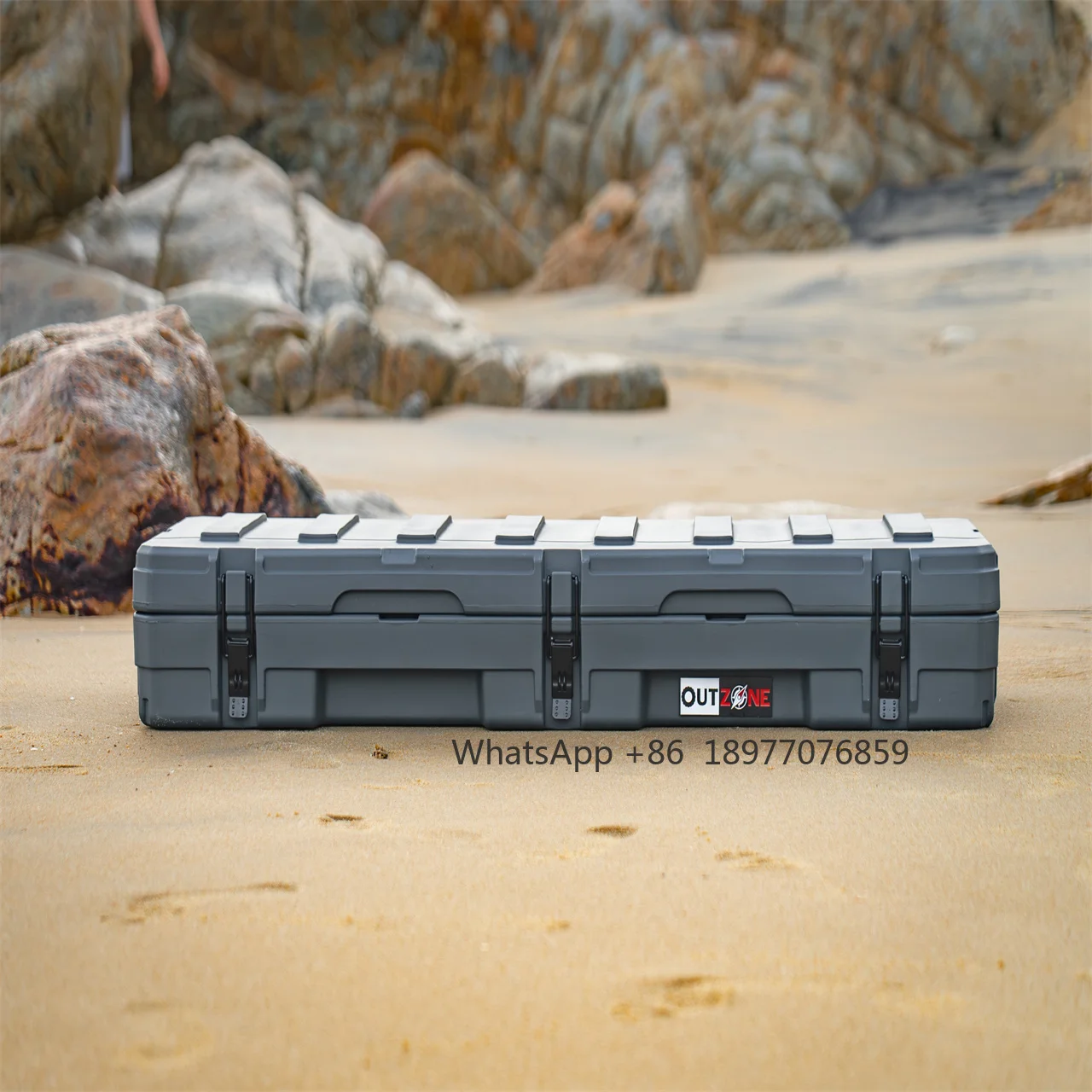 

Outdoor Plastic LLDPE Overland Cargo Case Equipment Hard Case Rotomolded 83L Tool Box