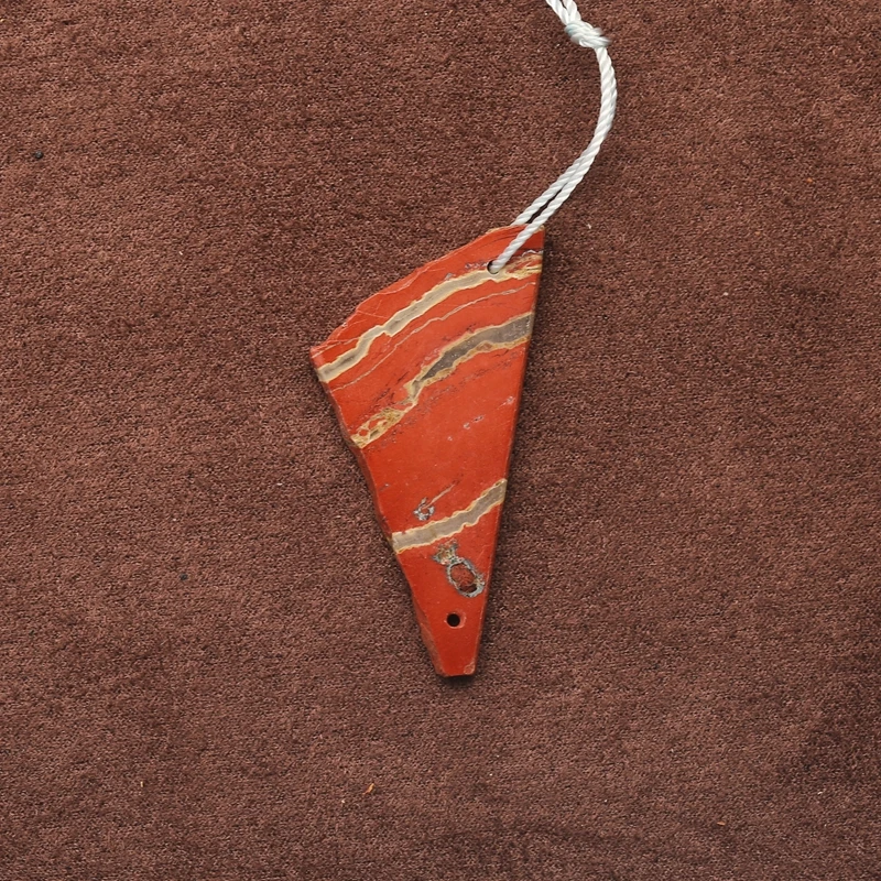 

Natural Stone Red River Jasper Nugget Pendant Bead Semiprecious Fashion Jewelry Necklace Accessories 38x23x3mm 3.7g