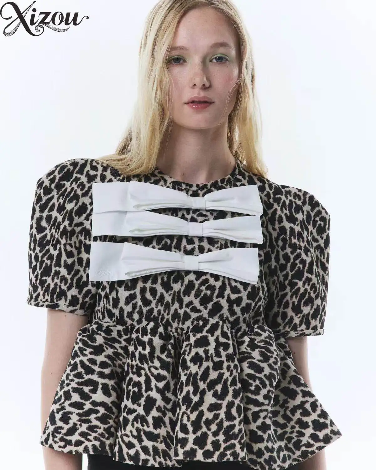

Japanese Style Chest Ribbon Leopard Print Crew Neck Top Summer Girls Short Sleeve Shirt Fashion Women Blouse 2026 New