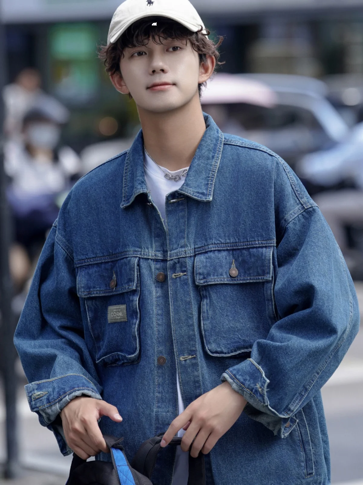 

Мужская джинсовая куртка свободного кроя, осенняя новинка, в американском ретро-стиле, рабочая одежда, модный бренд, молодежная, с отложным воротником, ветрозащитная, удлиненная.