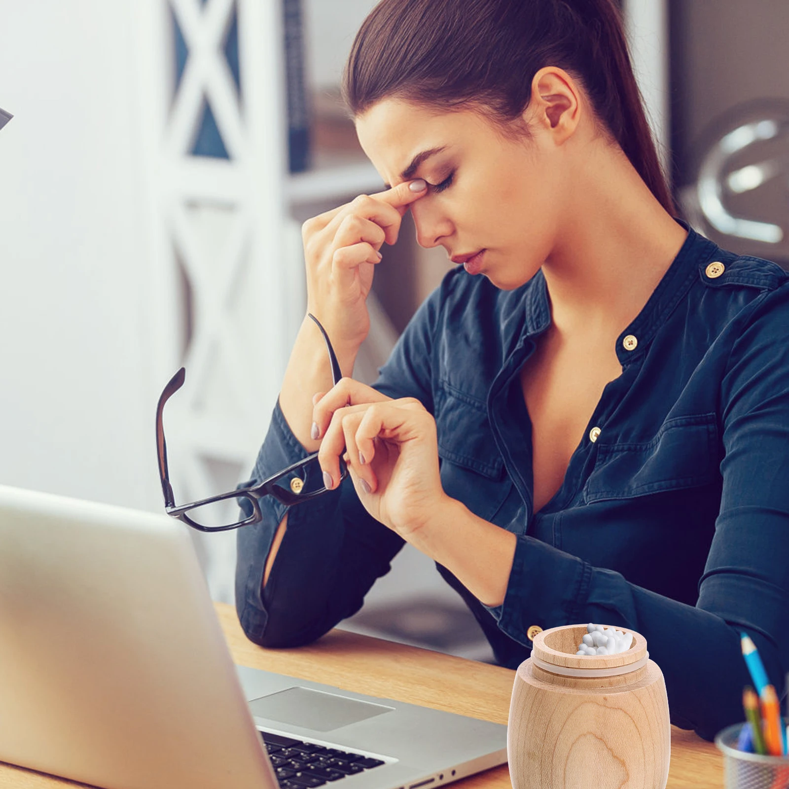 

Cotton Bud Holder Wooden Desktop Container For Home Hotel Reusable Toothpick Dispenser Household Accessories