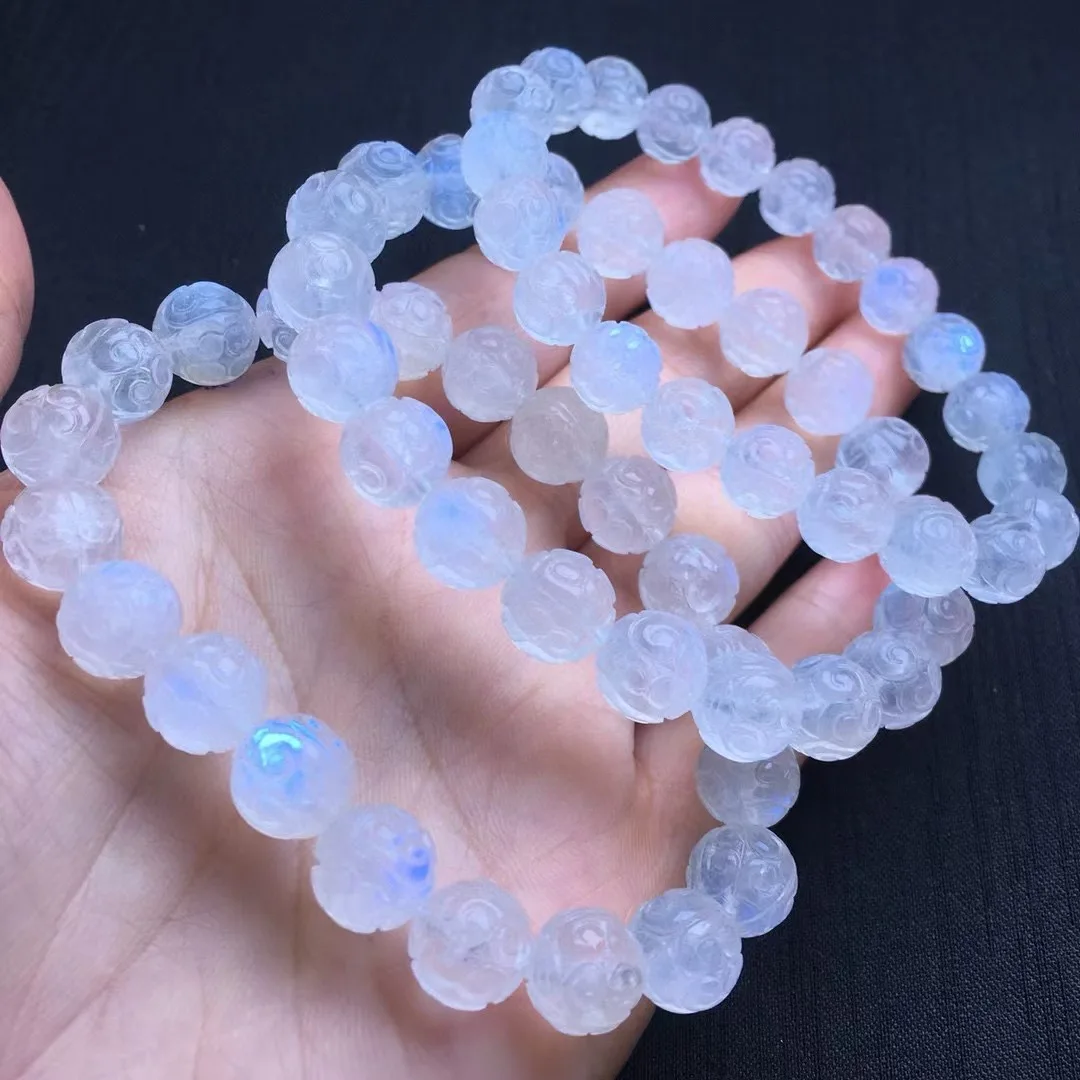 

1 Pc Fengbaowu Natural Blue Moonstone Bracelet Engrave Fret Pattern Beads Reiki Healing Stone Fashion Jewelry Gift Women Men