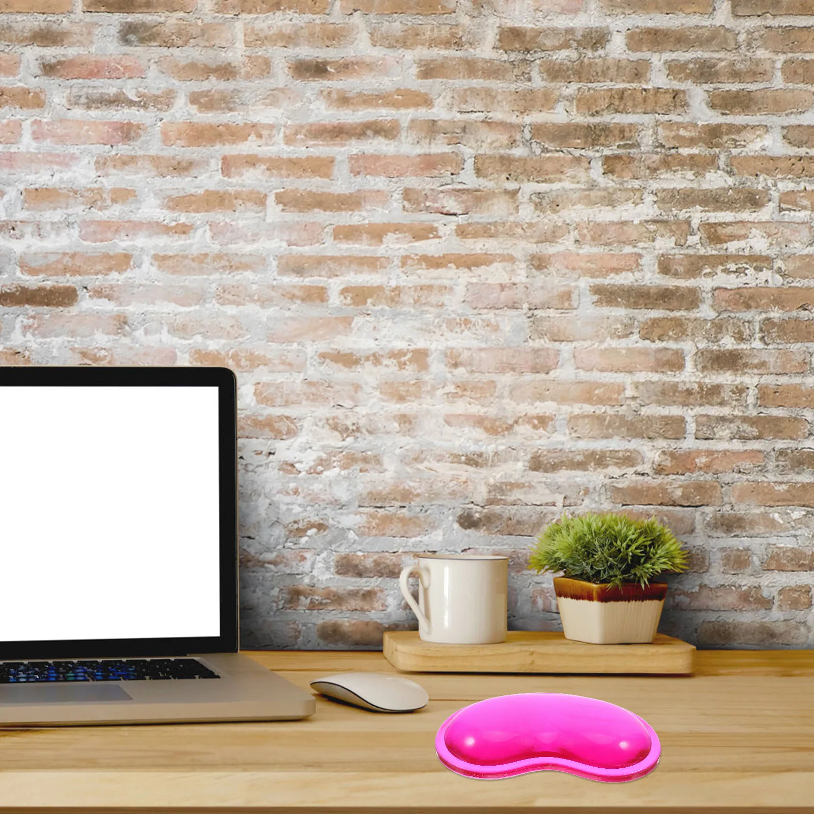 

Creative Heart Design Transparent Silicone Mouse Pad Wrist Rest Ergonomic Support Non-Slip Base For Office Home Gaming Use Heart