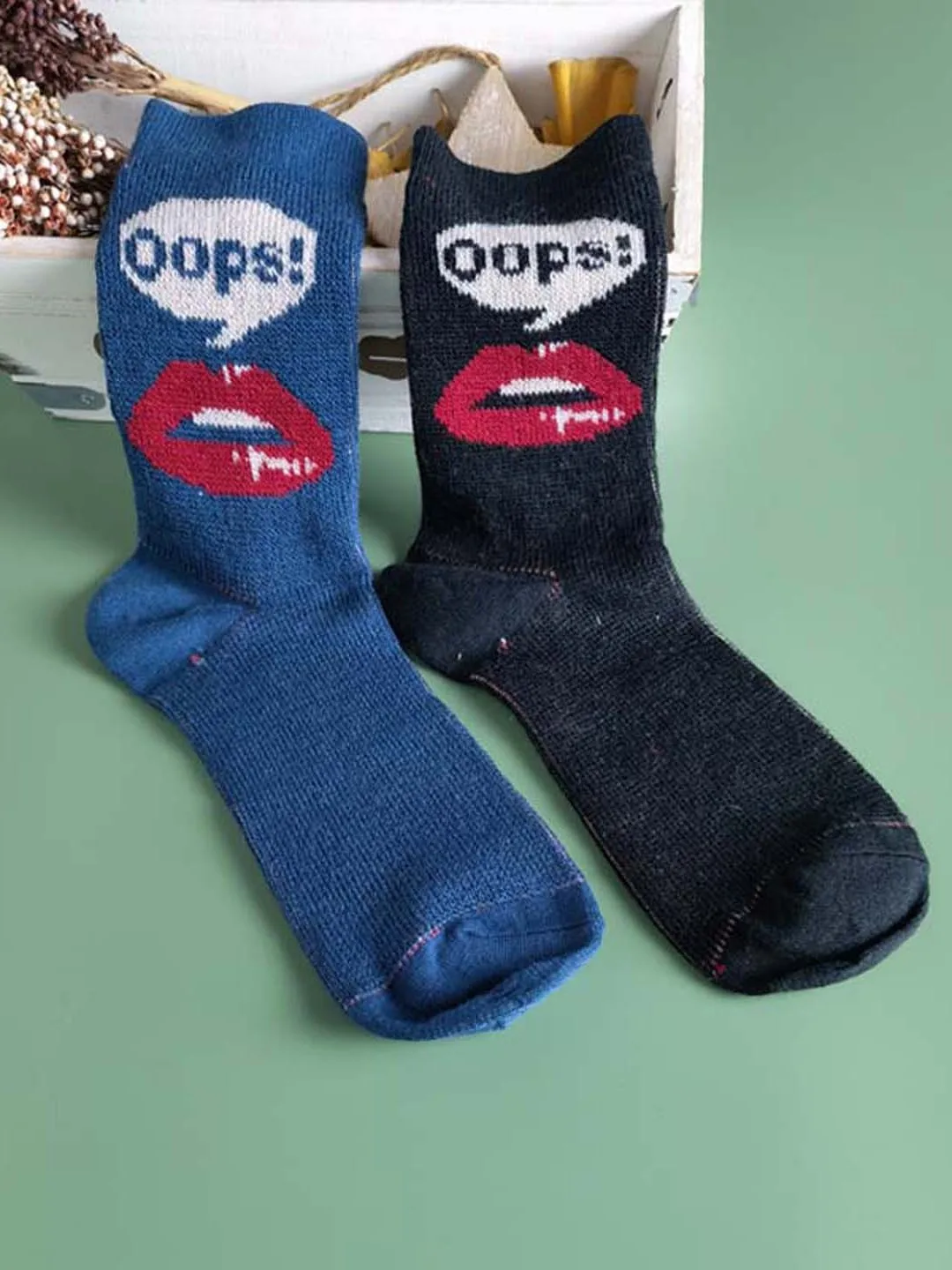 meias-de-inverno-coloridas-e-aconchegantes-para-mulheres-meias-de-algodao-e-poliester-para-meninas-com-estilo-personalizado