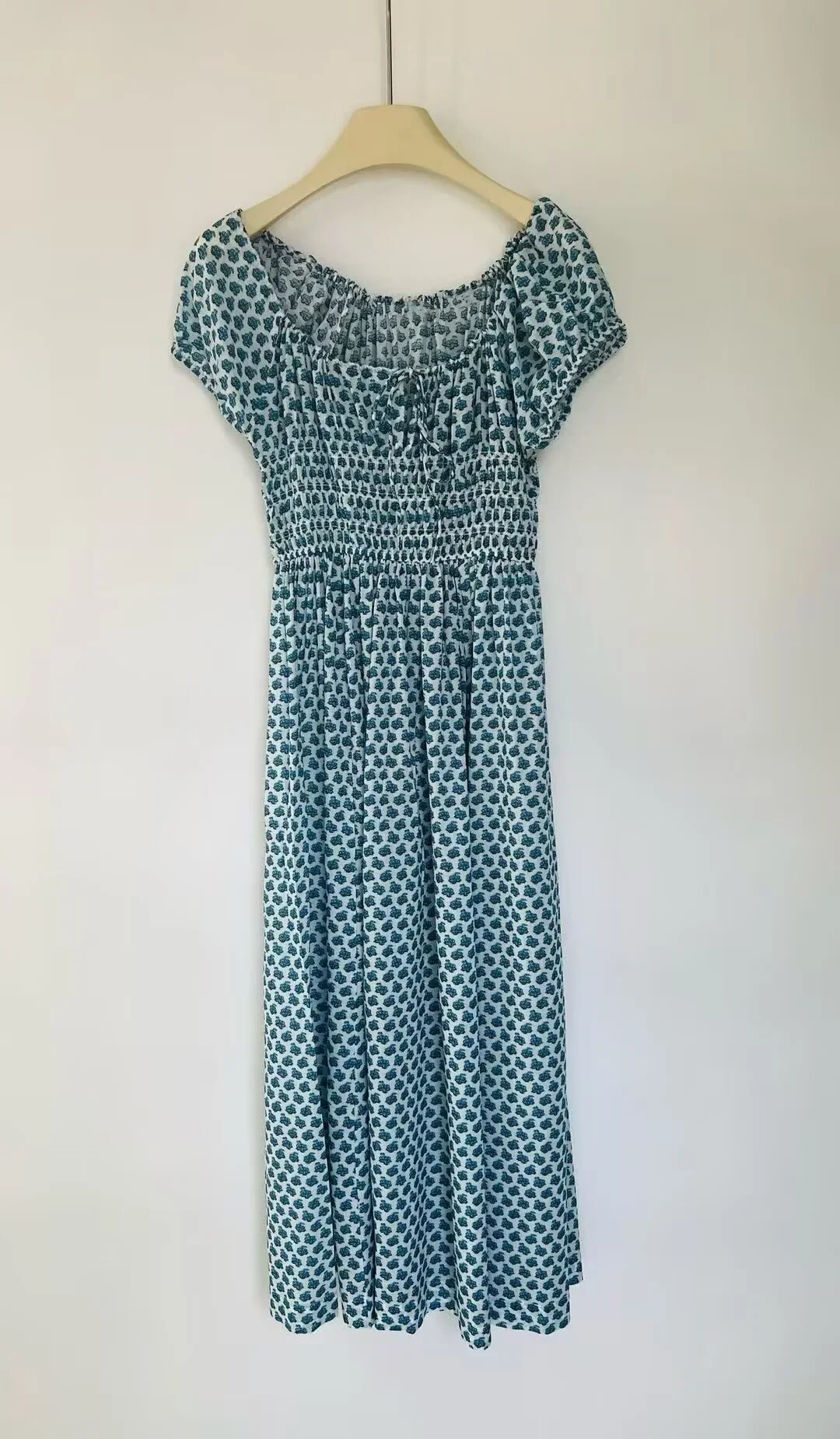 

Women Cotton Midi Dress Round Neck Puff Sleeve Elastic Waist Casual dress