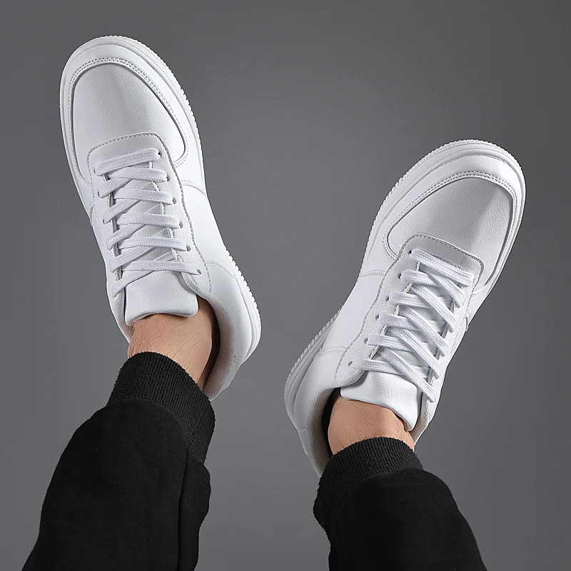 Spring New Men\'s Shoes White Casual Sports Board Shoes Fashion Trend Versatile Campus Little White Shoes Black Student Shoes