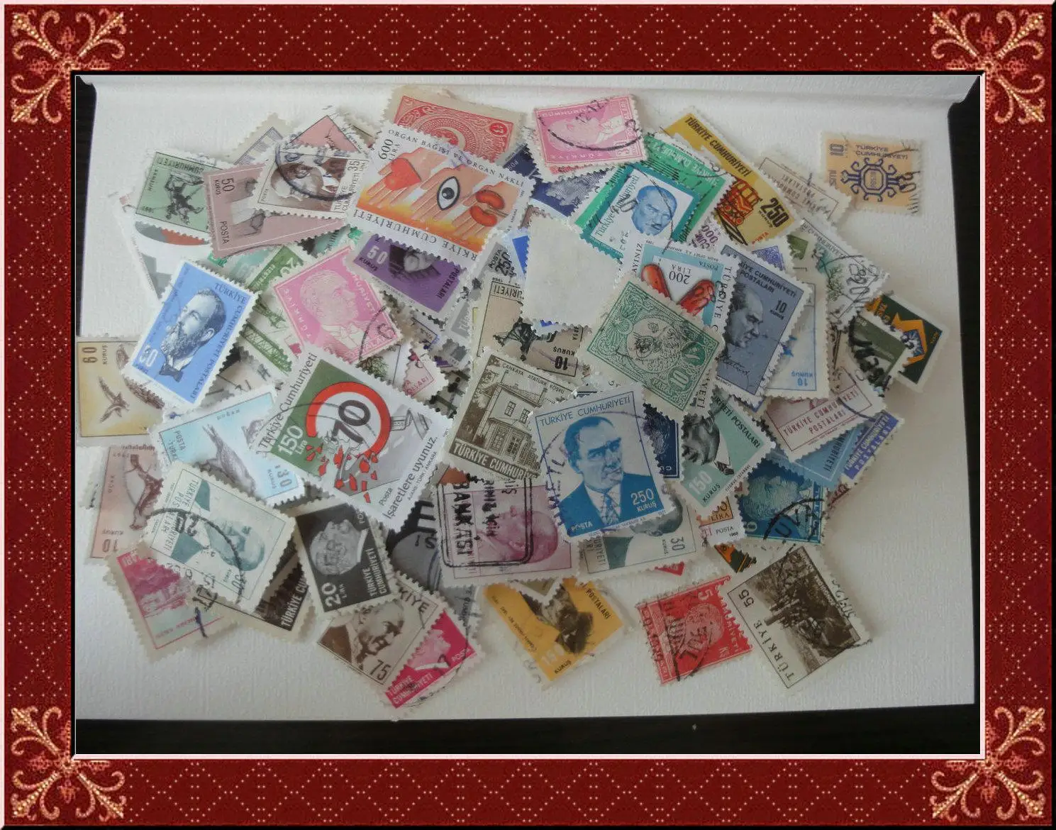 Variant: 100 different stamps