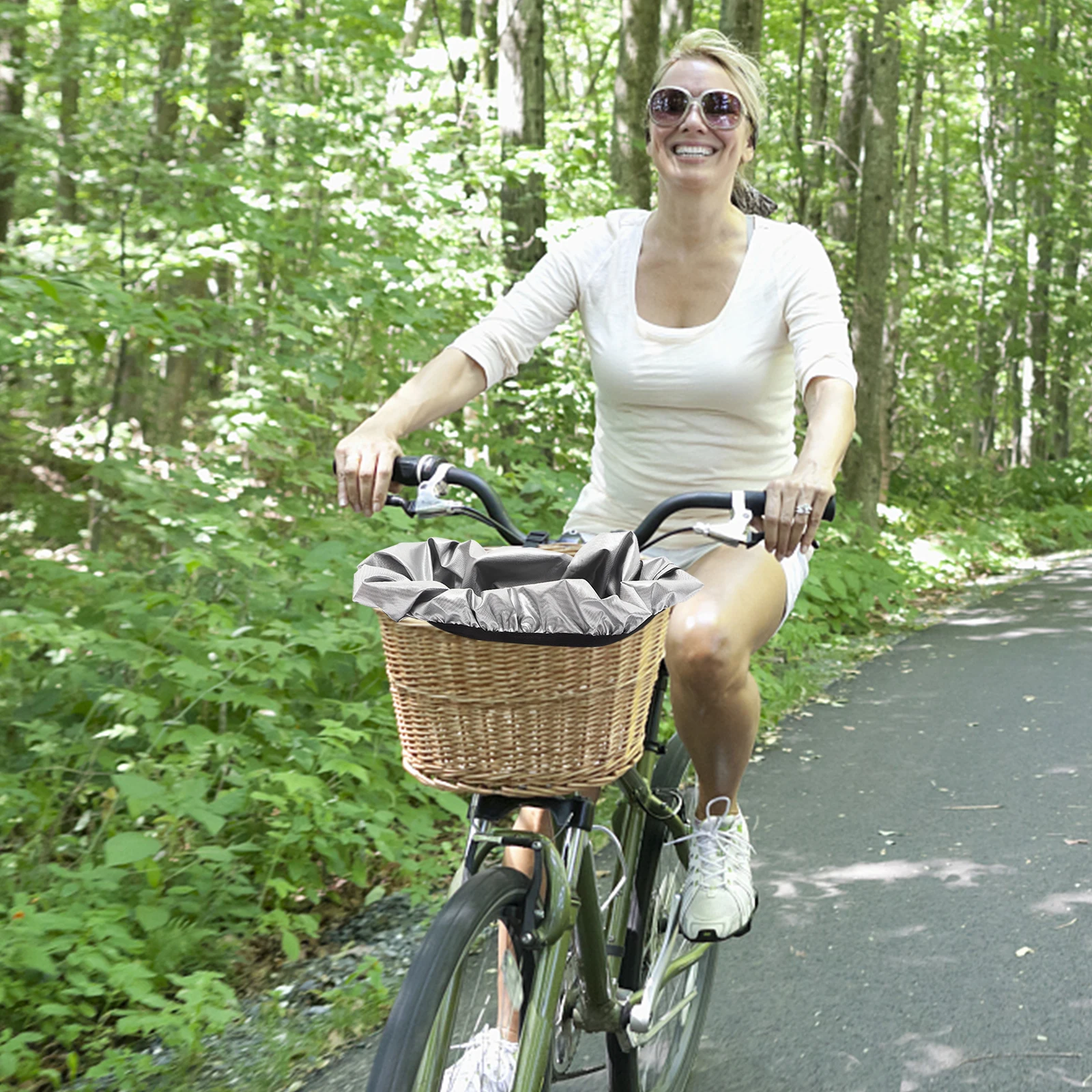 

Bike Accessory Oxford Cloth Basket Cover Waterproof Wear-Resistant Compact Lightweight Foldable Pouch for Outdoor Activities