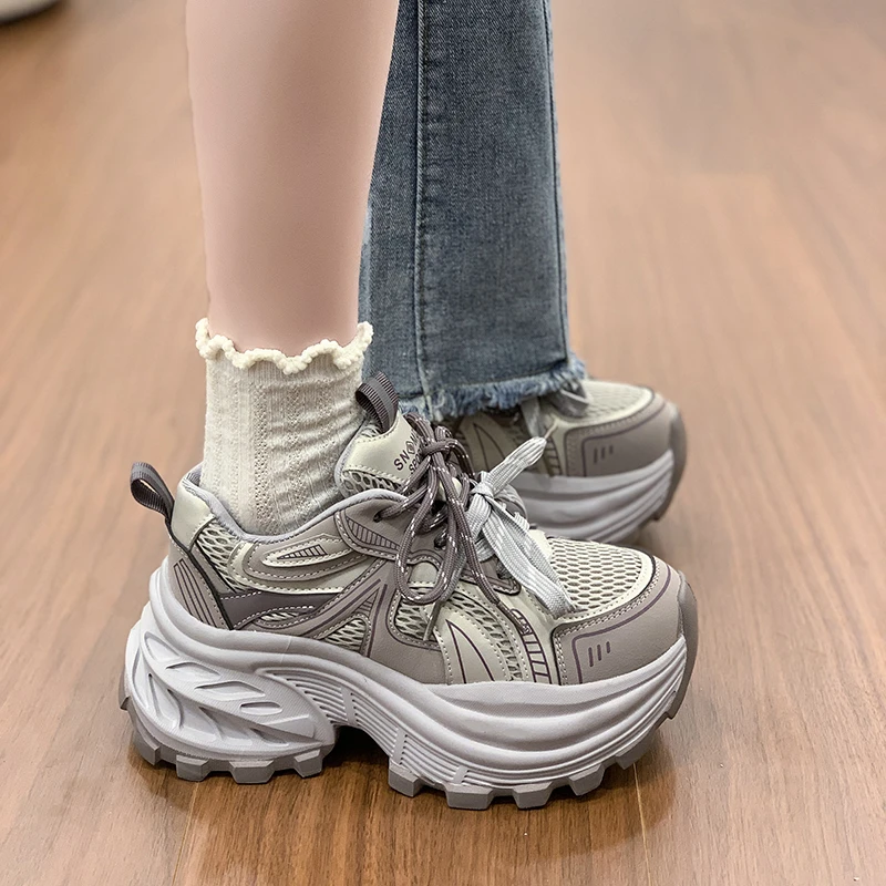 

Women's Breathable Mesh Dad Shoes New Spring Thick Bottom Casual Sports Walking Shoes Retro 8.5CM High Platform Chunky Sneakers
