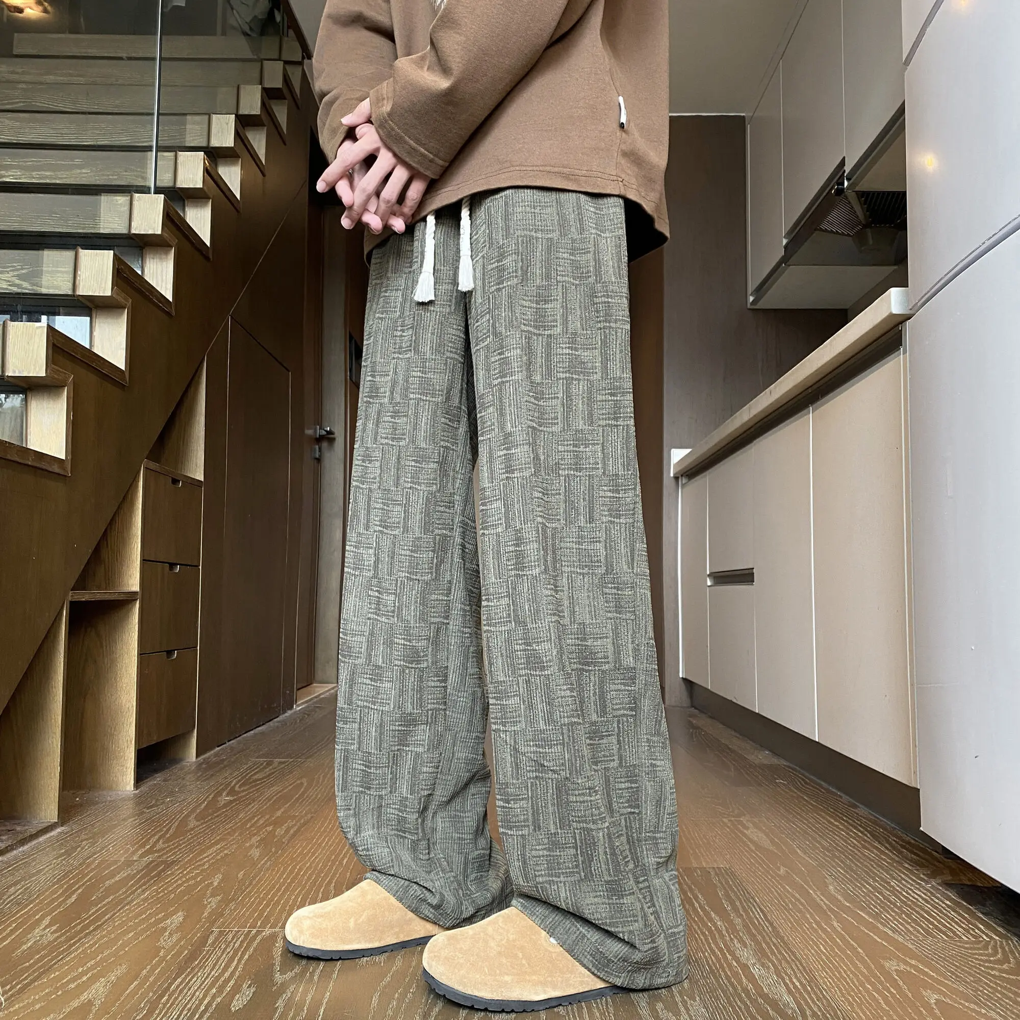 Pantaloni di velluto a coste autunnali da uomo pantaloni scozzesi retrò da uomo streetwear giapponese pantaloni larghi hip-hop pantaloni da uomo di grandi dimensioni 5XL