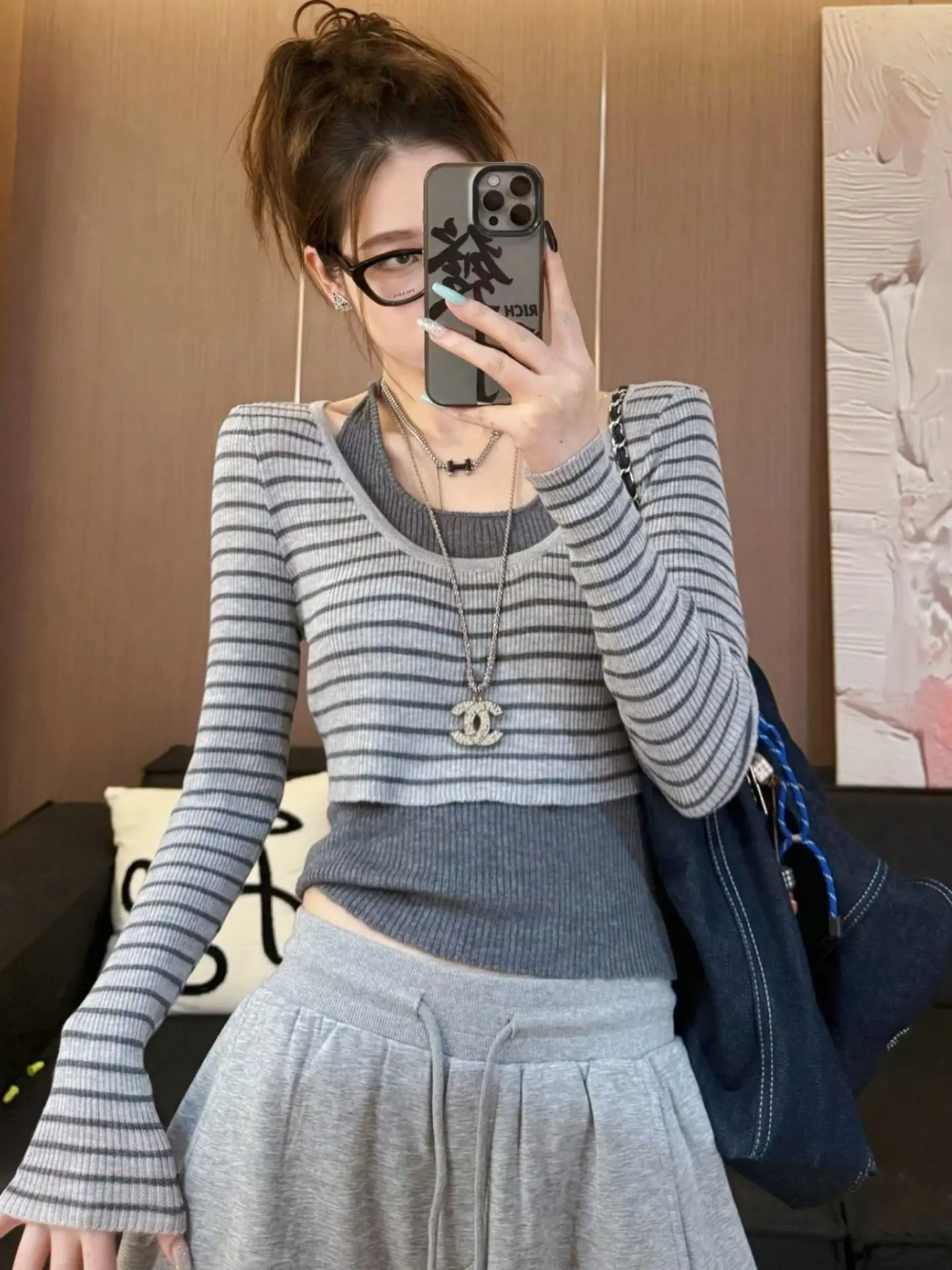 

Womens Pullovers Large Products Wholesale Bulk Price Lot Pack Set Bundle Offer Discount Cheap Deal Reseller Vendor Supplier 2026