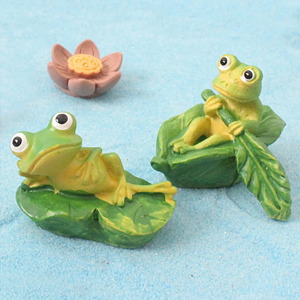 

2 Pcs Frog Ornaments Figurine Leaves Mini Home Decor Resin Figurines Office Statues for