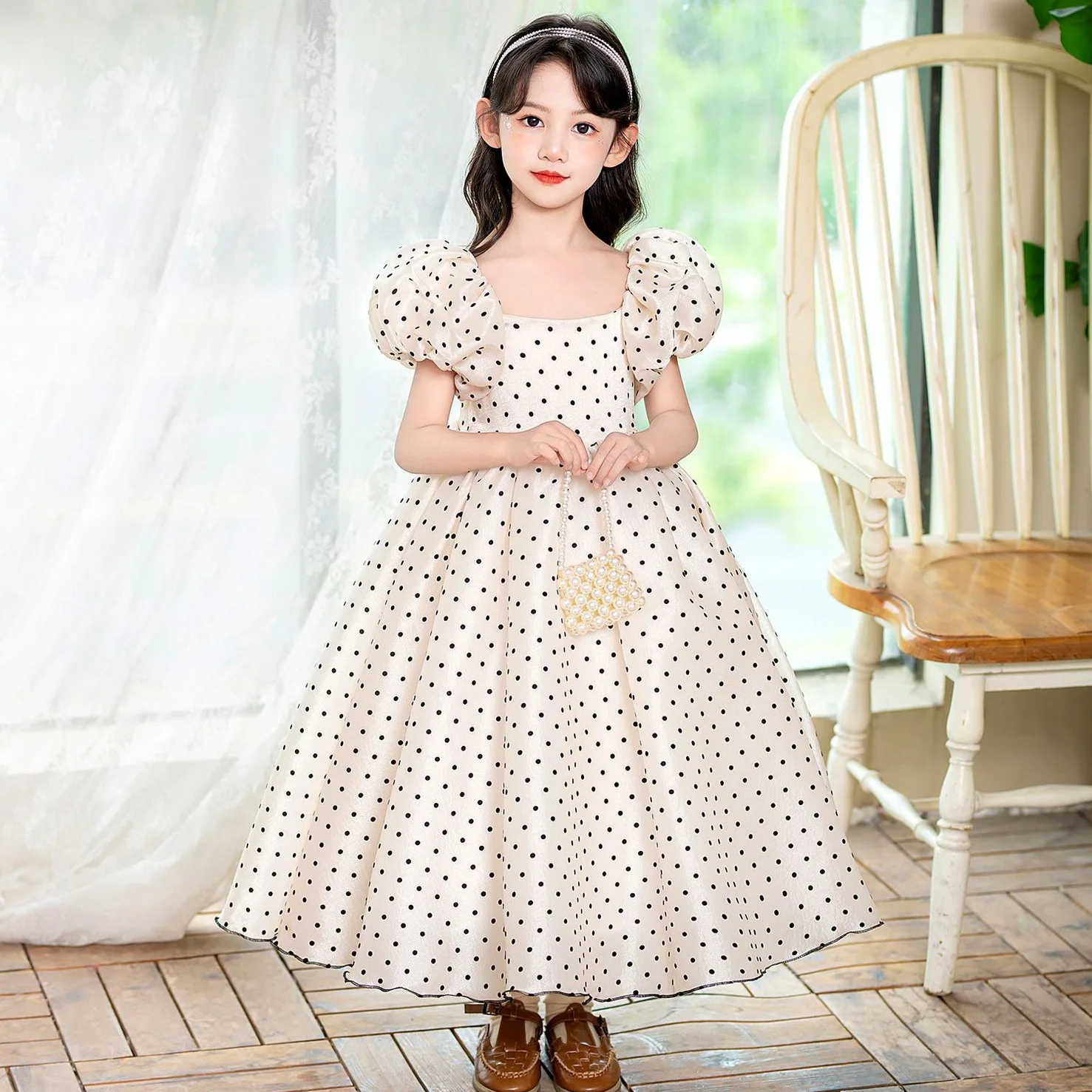 

Spring and Summer New Polka Dot Bubble Sleeves Fashionable and Simple Princess Dress Wedding Flower Girl Birthday Party Dress