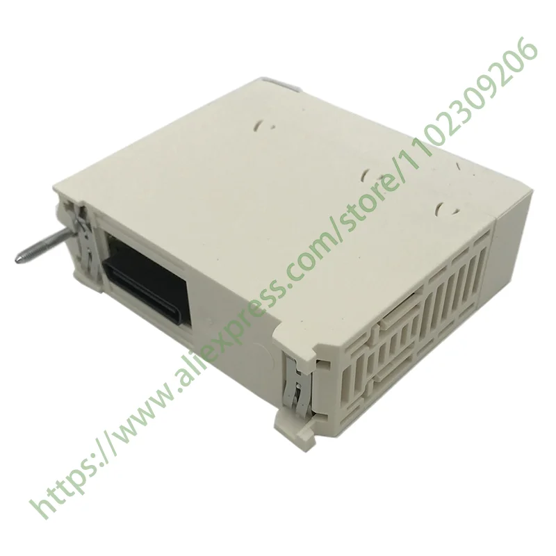 Nieuwe Originele Plc Controller TM3AQ4 TM3TI8T TM3RDM32R BMXAMI0810 Module Onmiddellijke levering