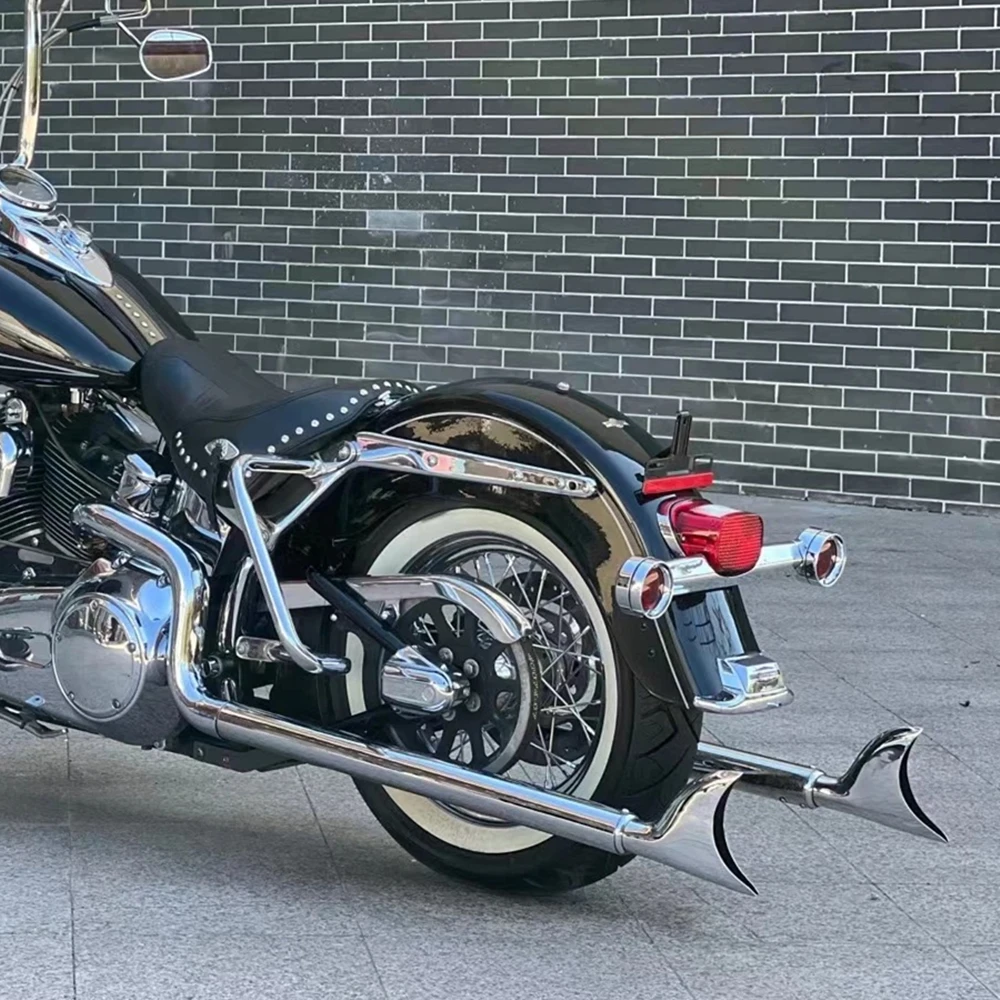 Czarny chromowany tłumik podwójnego układu wydechowego do Harley Softail Heritage Classic Fat Boy Deluxe Slim Cross Bones 1997-2017