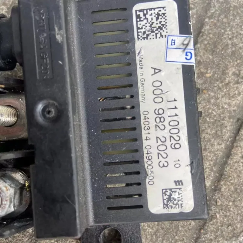 Fuse box relay E260MLGLE350GLA220W212W166W117C180C200