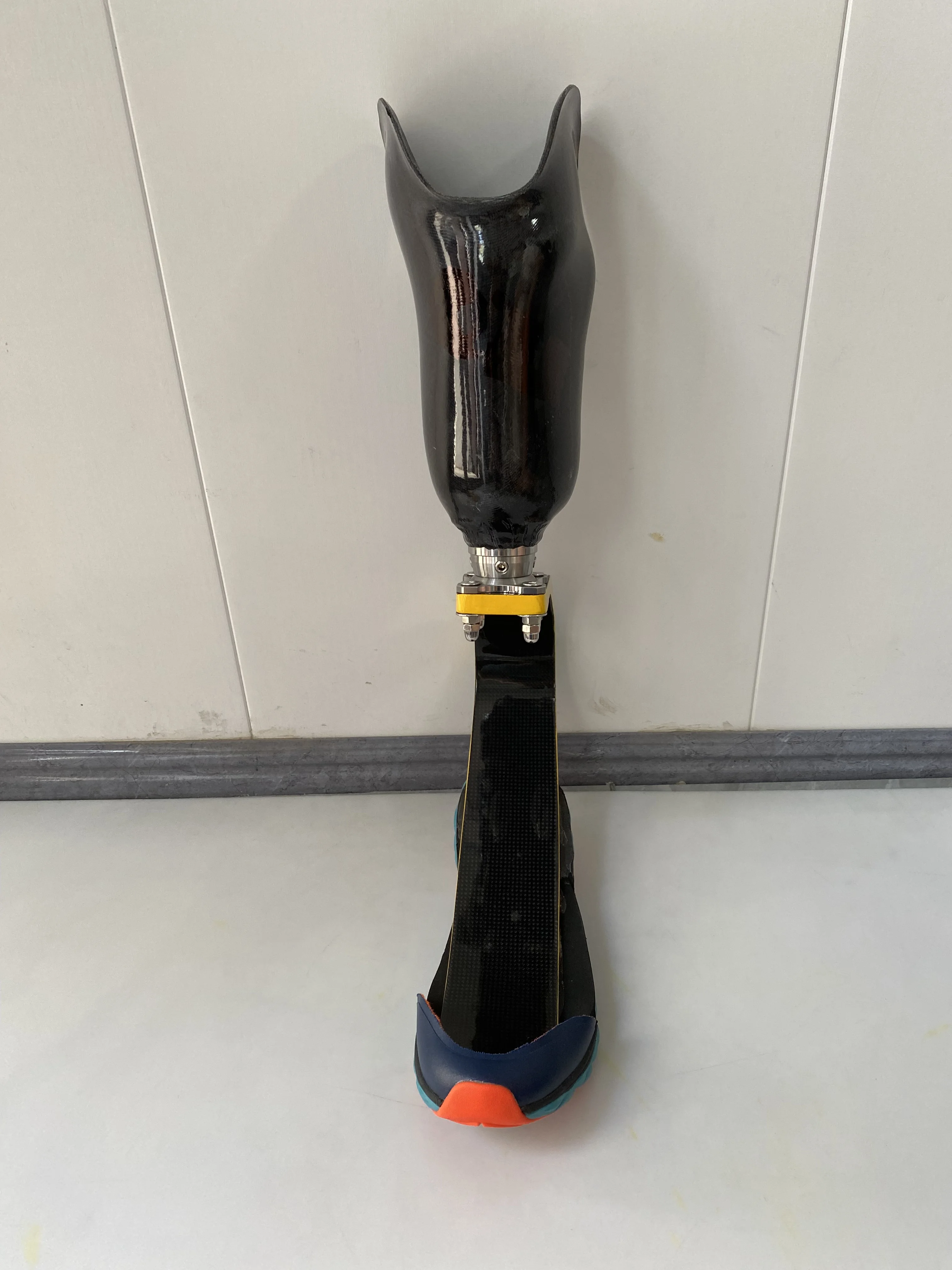 High Ankle Carbon Fiber Prosthetic Leg Foot with Durable & Flexible Design Pull-On Closure for Athletic Advanced Rehabilitation