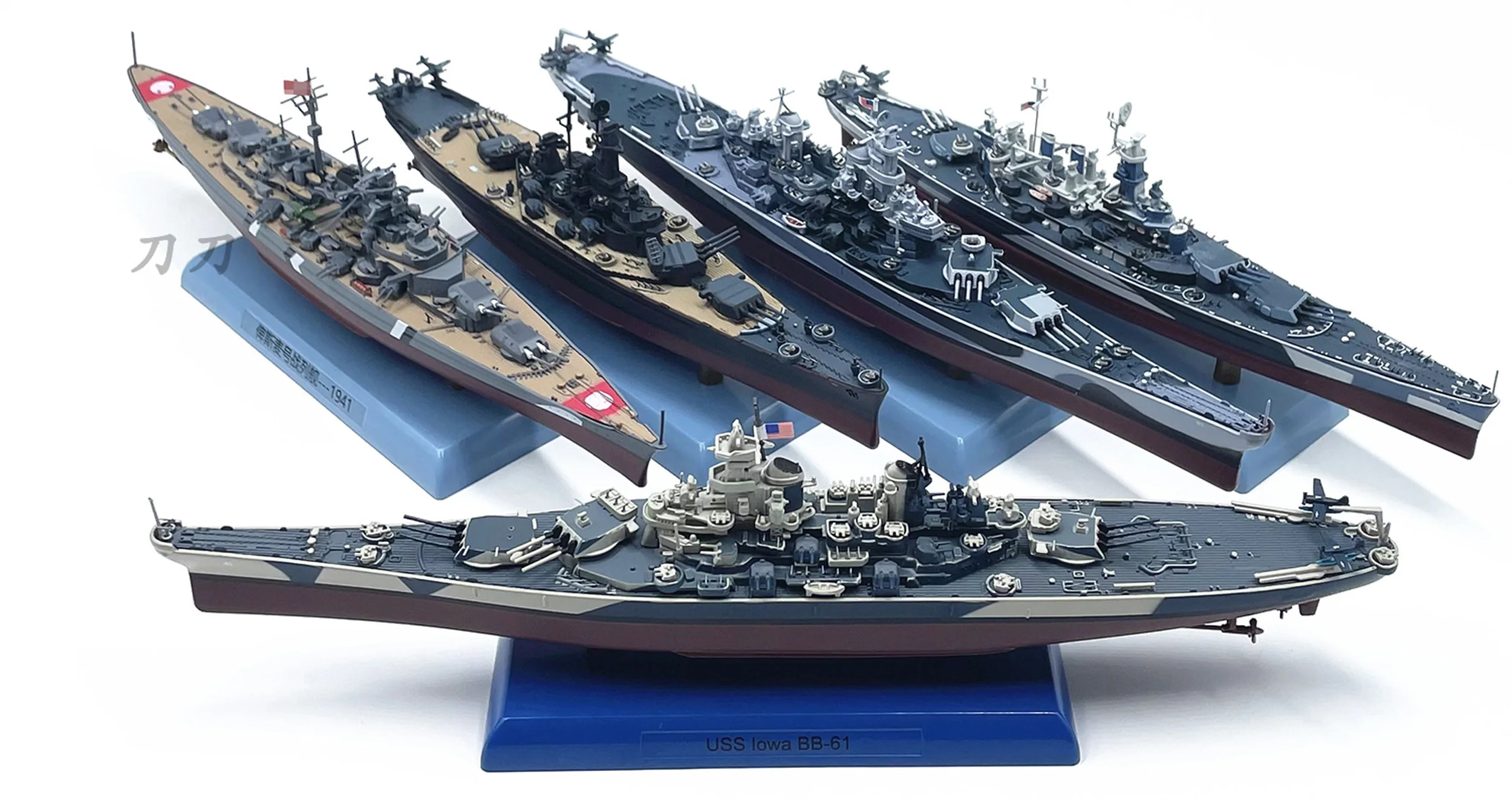 1/1000 Missouri, Iowa, North Carolina, Bismarck, battleships