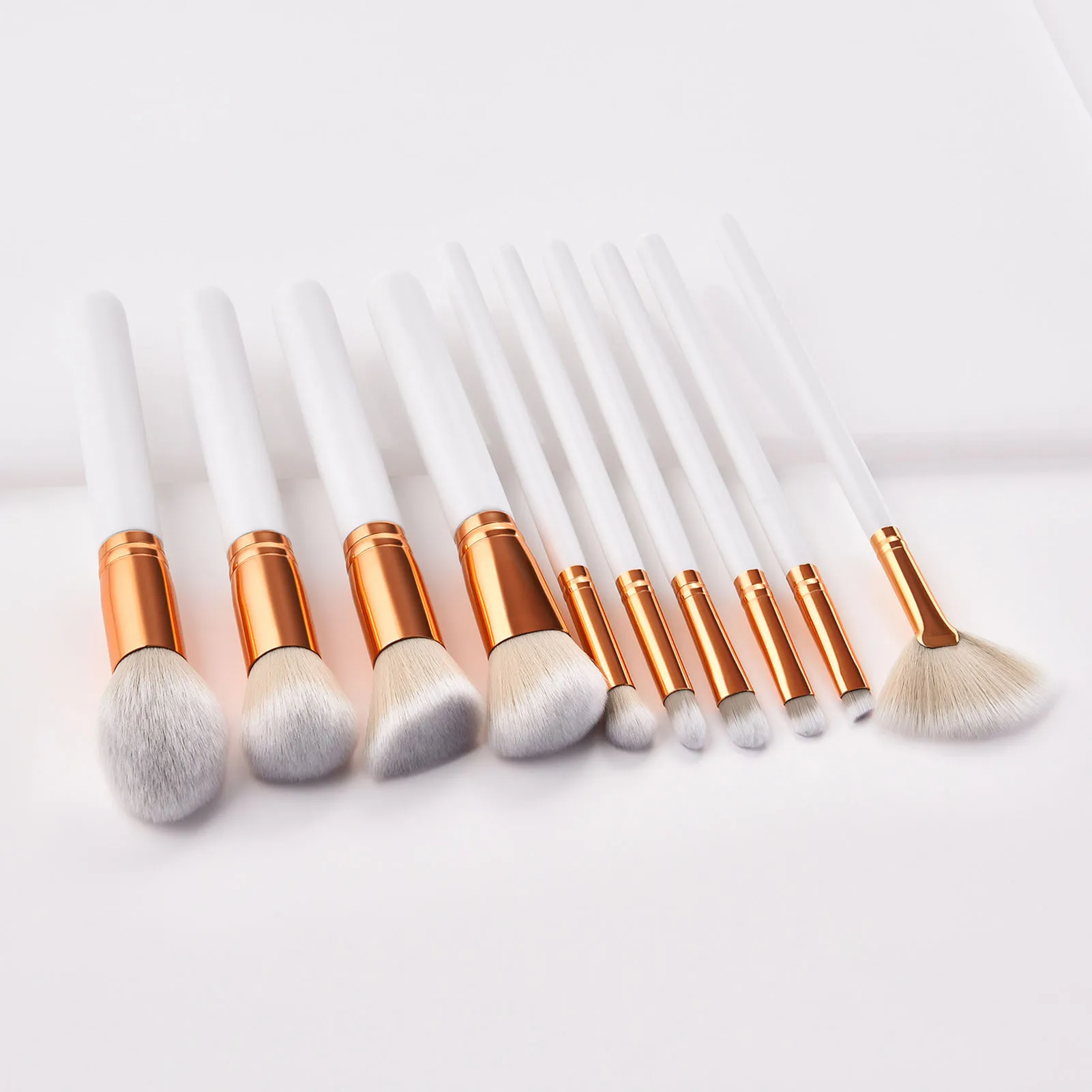 

10 Piece White Golden Handle Cosmetic Brushes Eye Shadows Loose Powder Smudge Tool Cosmetic Supplies