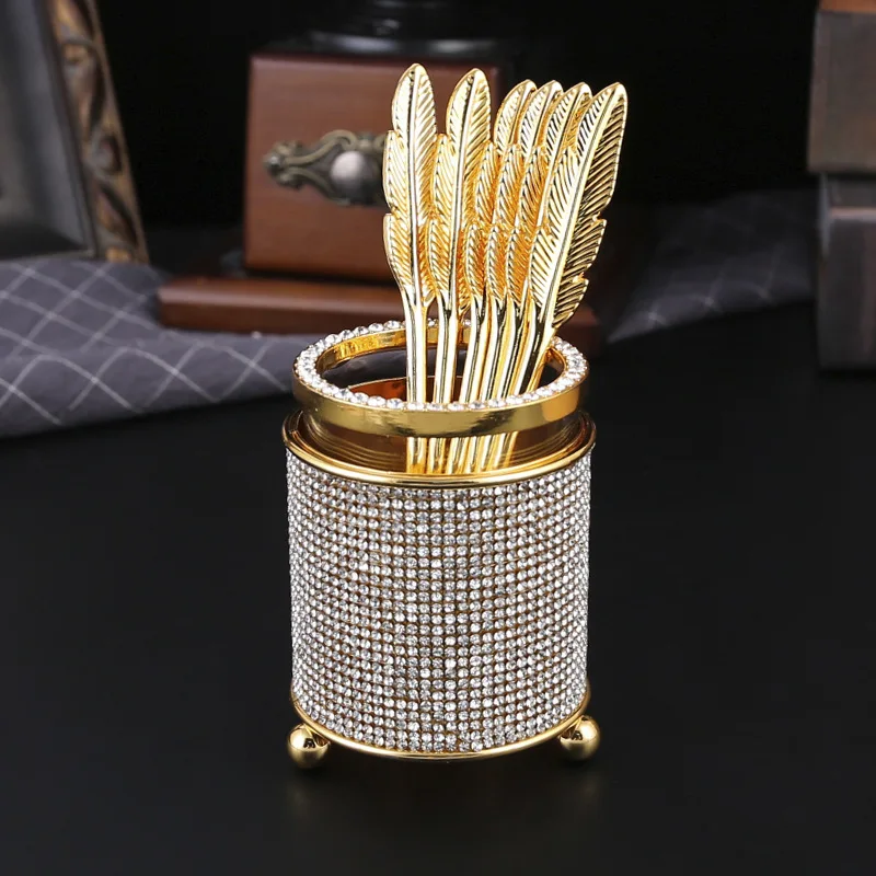 Coffee spoon storage box set, knives, forks, spoons, desserts, tableware boxes in the Middle East.
