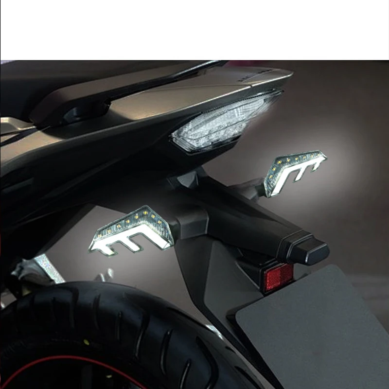 Universal Motorcycle LED Turn Signals Flowing Direction Indicator Turning Lamp for Triumph Street Triple 765 Aprilia SR 50 125