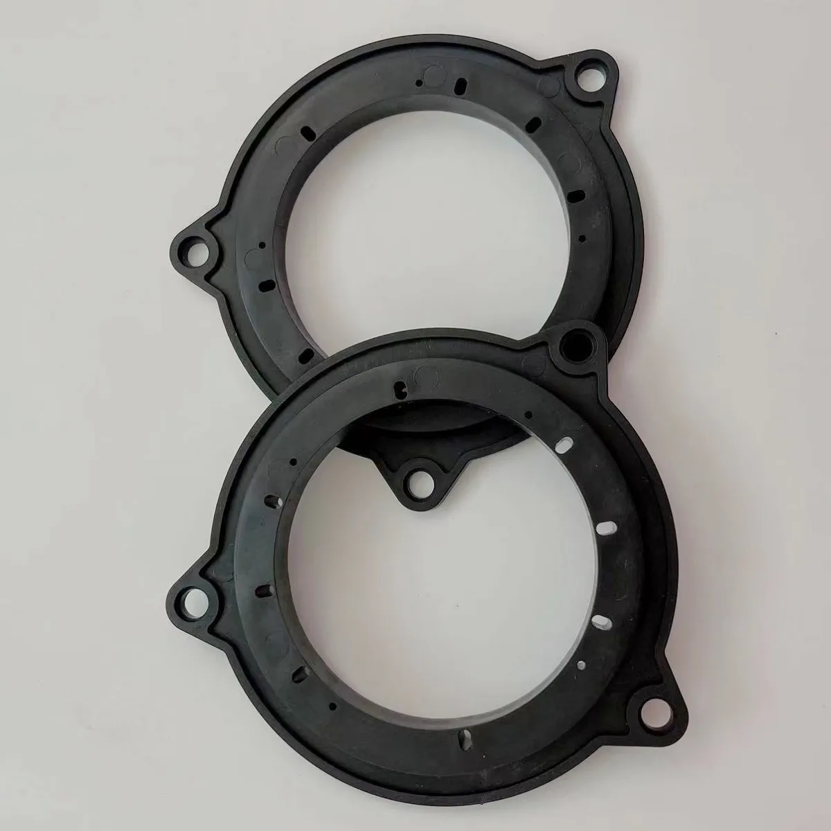 1PCS Suitable for Bmw 3 5 series 4 inch front door speaker pad midrange speaker bracket audio retrofit bracket speaker adapter s