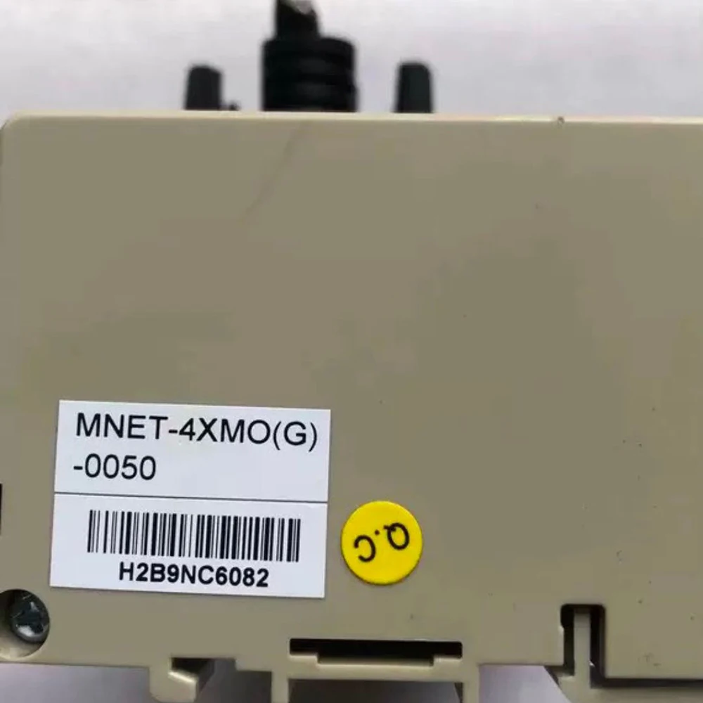 

Четырехосный контроллер движения MNET-4XMOG-0050