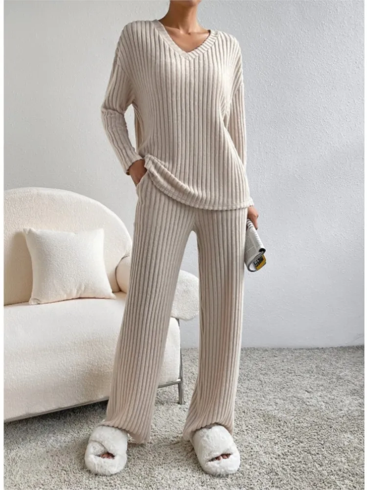 

Autumn Winter New Women Fashion Casual Straight Leg Pants With Loose V-neck Pit Stripe Knitted Long Sleeved Pants Two-piece Set