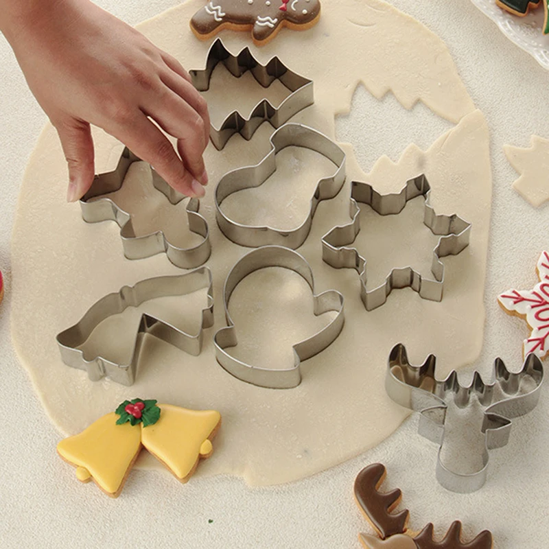 12Pcs/set Christmas Cookie Cutter Gingerbread Xmas Tree Mold Cake Decoration Kitchen Tool Gift DIY Baking Biscuit Mould