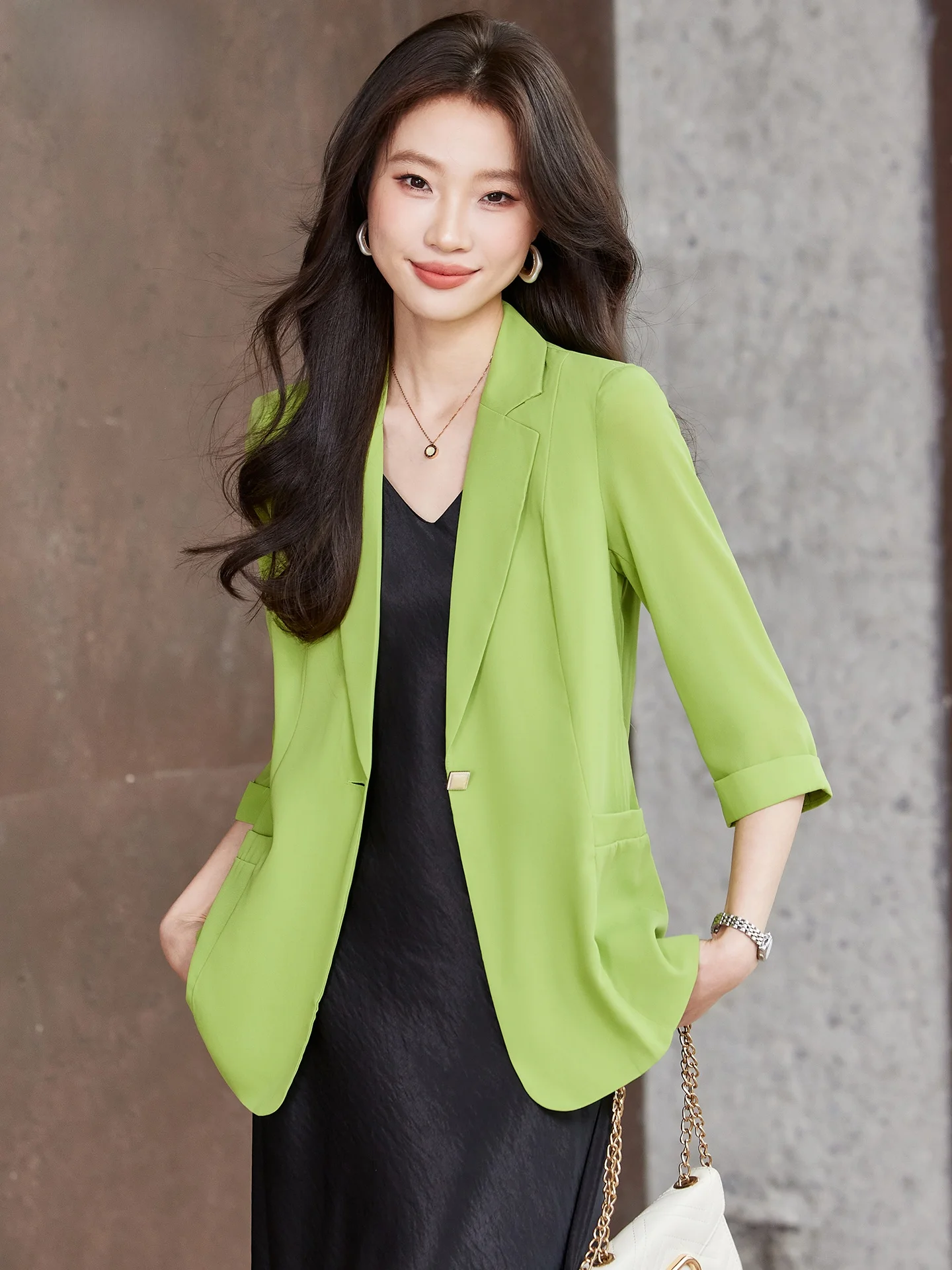 

Новый летний повседневный легкий женский комплект из двух предметов: куртка и платье-футляр из полиэстера