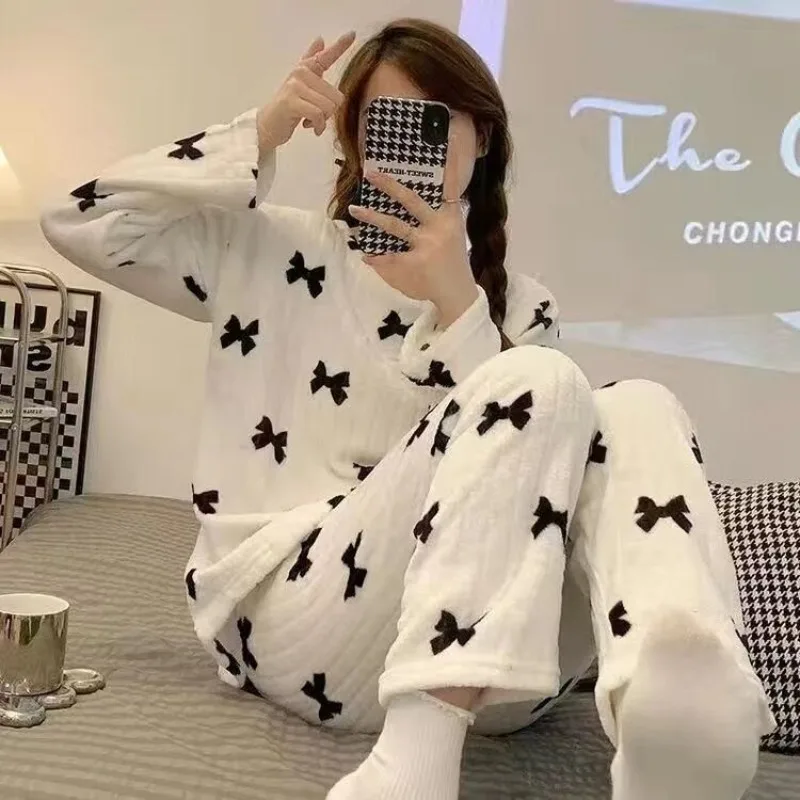 Thickened Warm Coral Velvet Pajamas Loungewear Female Autumn and Winter Long-Sleeved Bow Tie Padded Women\'s Nightwear Home Wear