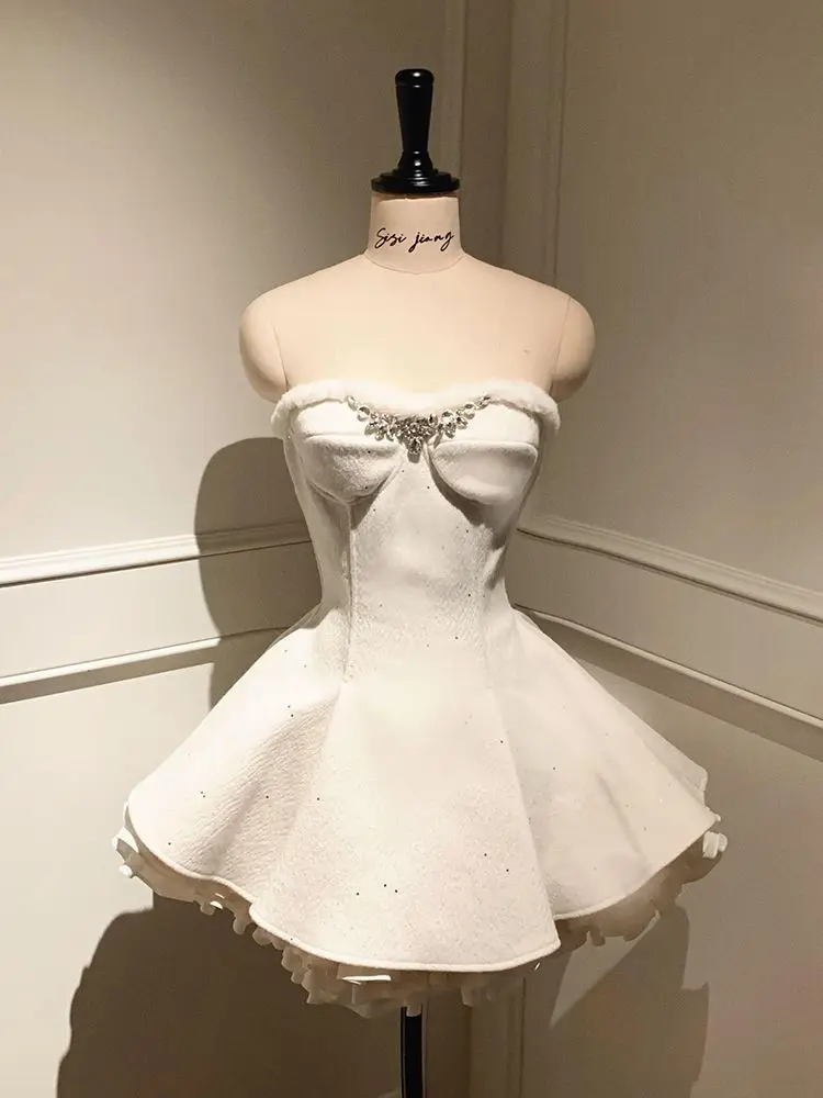 

Новое модное платье-принцесса 2026 года в стиле французской моды для девочек: элегантное, красивое, без рукавов, абрикосовое, дизайнерское, для дня рождения