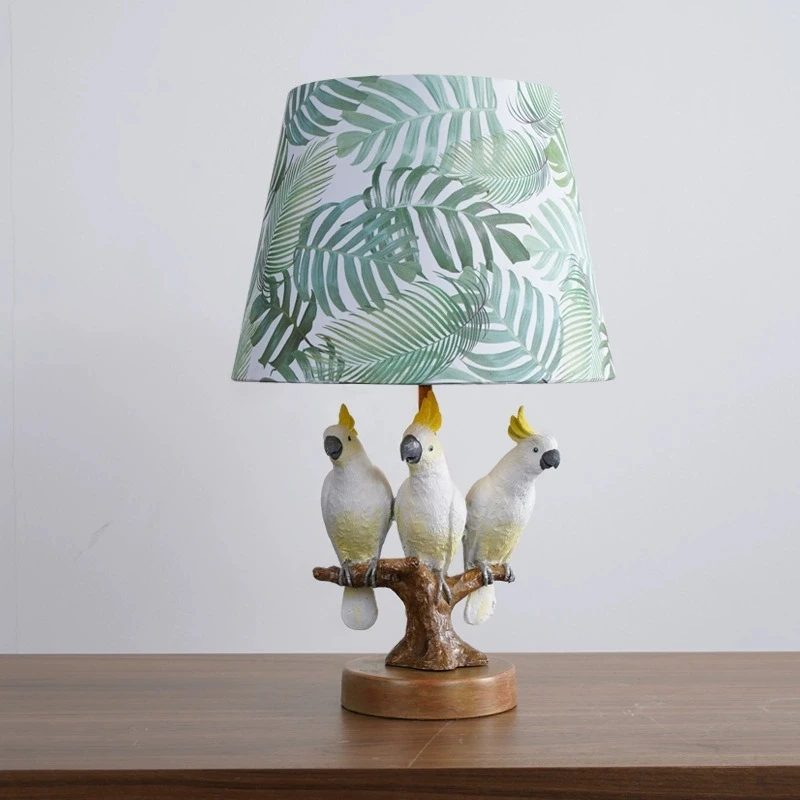 

American Cartoon Parrot Children's Room Desk Lamp Warm Study Bedroom Bedlight Creative Bird Nightlight