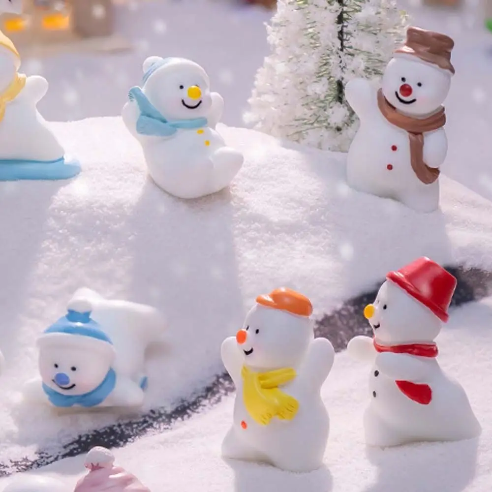 Cartoon Christmas Snowman Figurine Mini Resin Crafts Mini Snowman Ornament Cute DIY Snowball Battle Snowman Ornaments