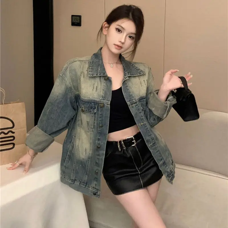 

Autumn Oversize High-quality Cotton Retro Style Simple Design Women's Denim Jacket Top Washed Worn Daily Versatile Denim Jacket