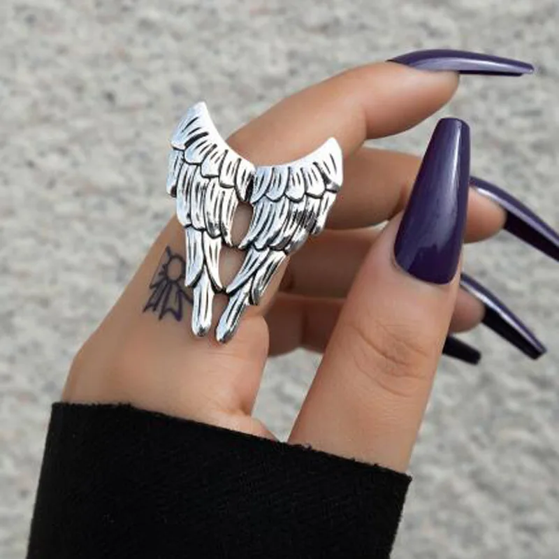 Punk Gothic Angel Wing Single Ring Vintage Silver Color Lips Alloy Metal for Women Men Party Trendy Jewelry Accessories Rings