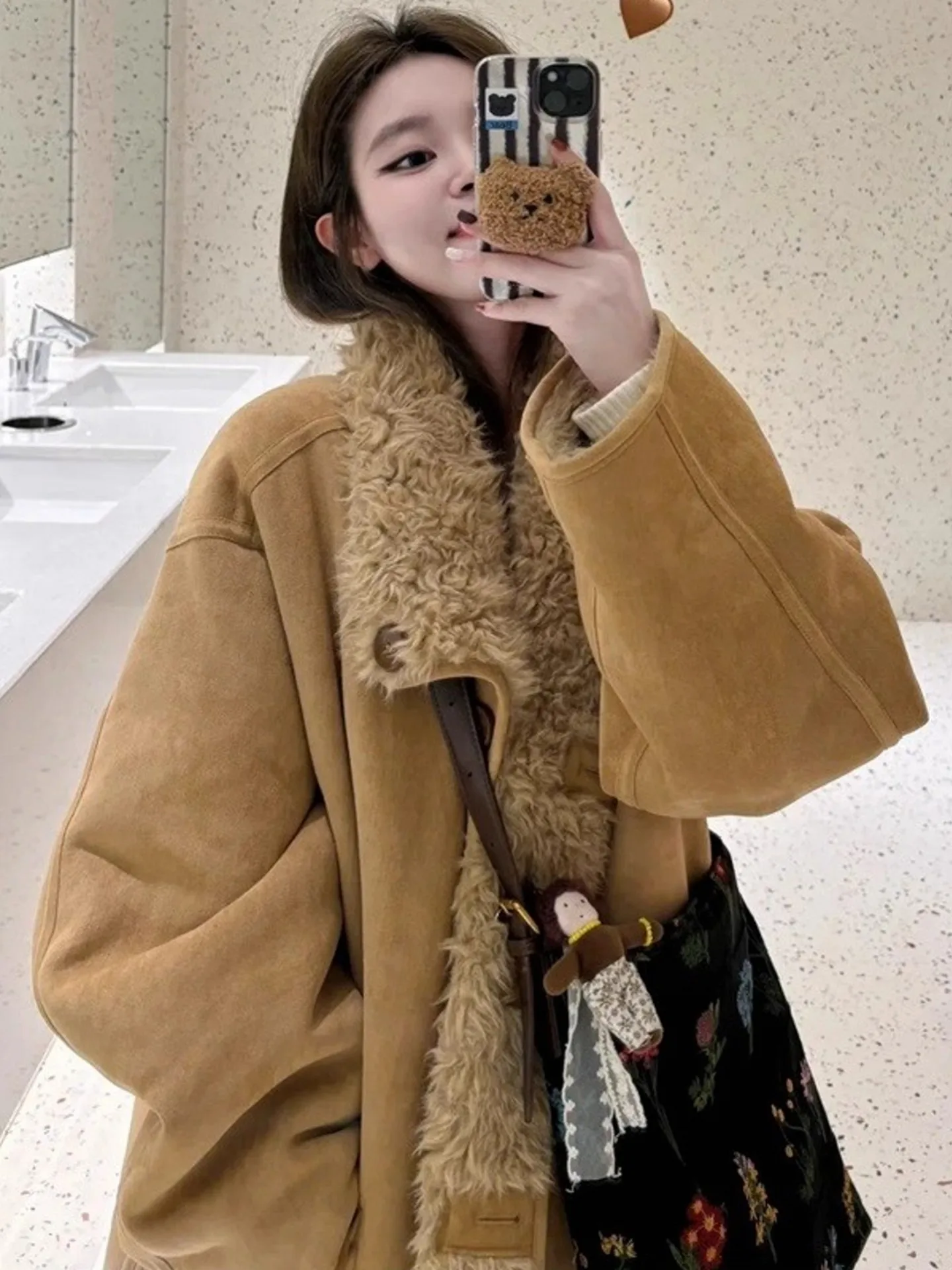 Double-Sided Wear Lamb Fur Jacket Women's Loose Suede Motorcycle Style Fur Coat Warm Commute Style Korean Fashion Trend
