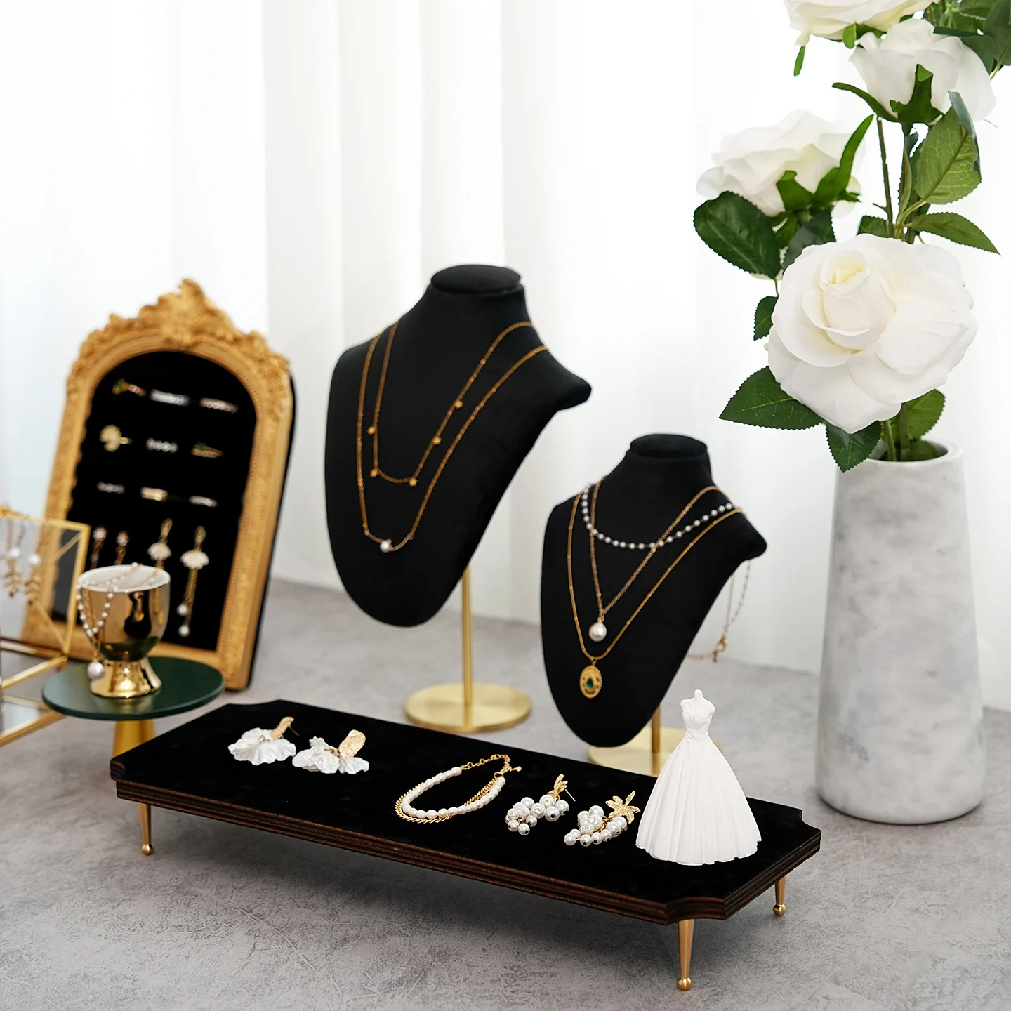 Luxury Black Velvet & Gold Frame Jewelry Display, Elegant Necklace Stand with Ring Holder for Boutique Countertop Decor