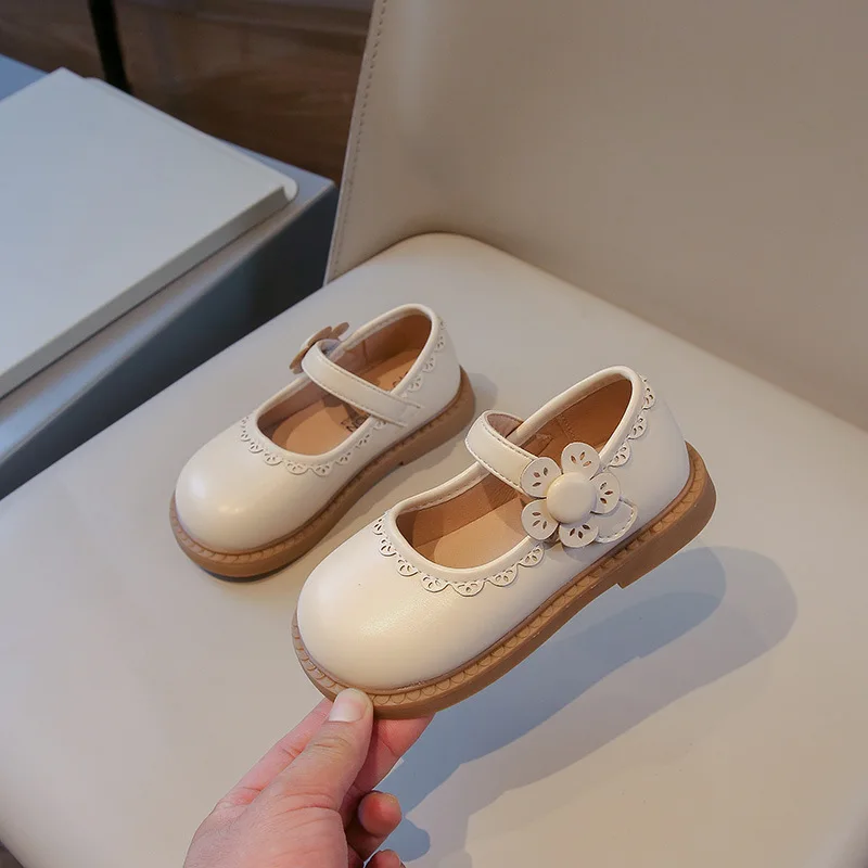 

Princess Party Children Causal Flat Shoes Girl Mary Jane Shoes Hollow Flower Kids Leather School Shoes