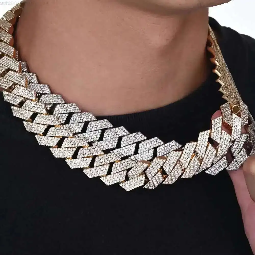 

15mm 18mm Moissanite Vvs 925 Sterling Silver Cuban Link Iced Out Bling Diamond Chain for Men Jewelry