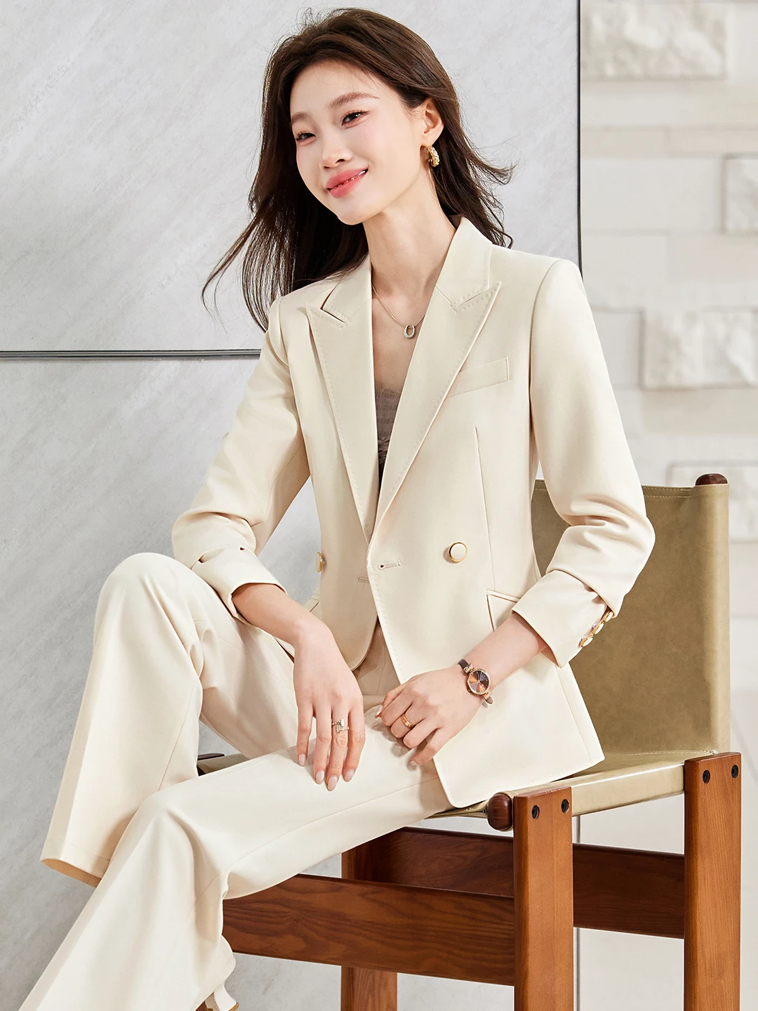 

Elegant Beige Suit Set for Women Casual Formal Workwear Hotel Manager Uniform Commute Style Long Sleeve Polyester Fiber
