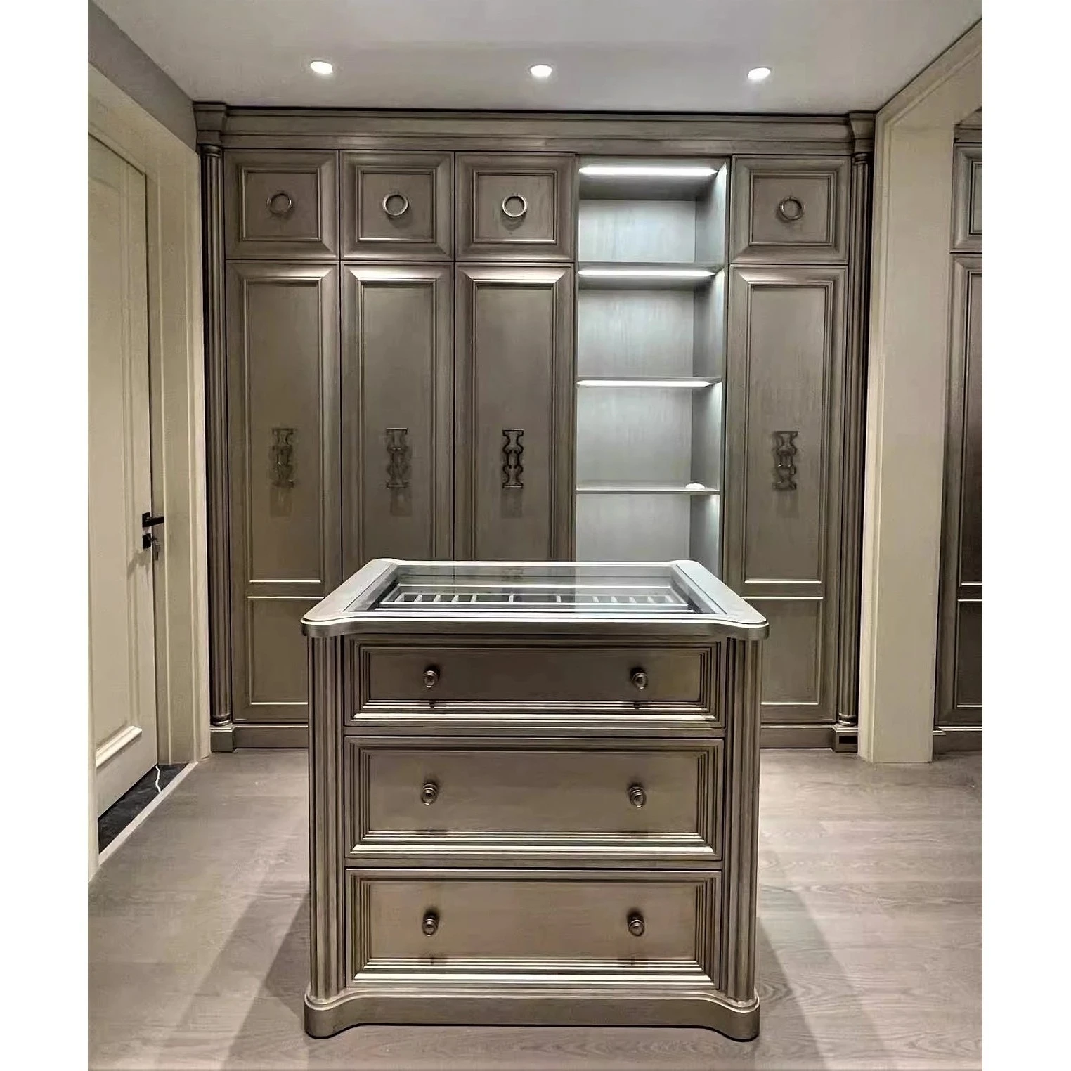 American style, solid wood wardrobe AR T Morrie Impression