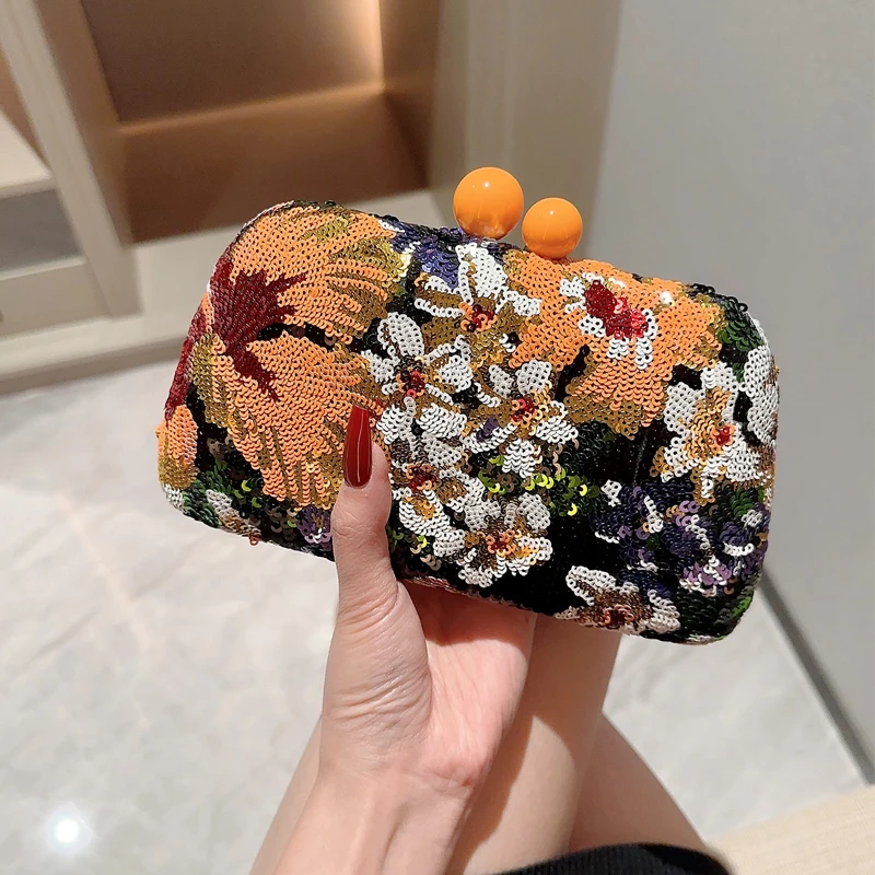 Fashion Sequins Clip Shell Clutch Bag for Women Flower Embroidery Shoulder Crossbody Bags Vintage Evening Party Female Purses