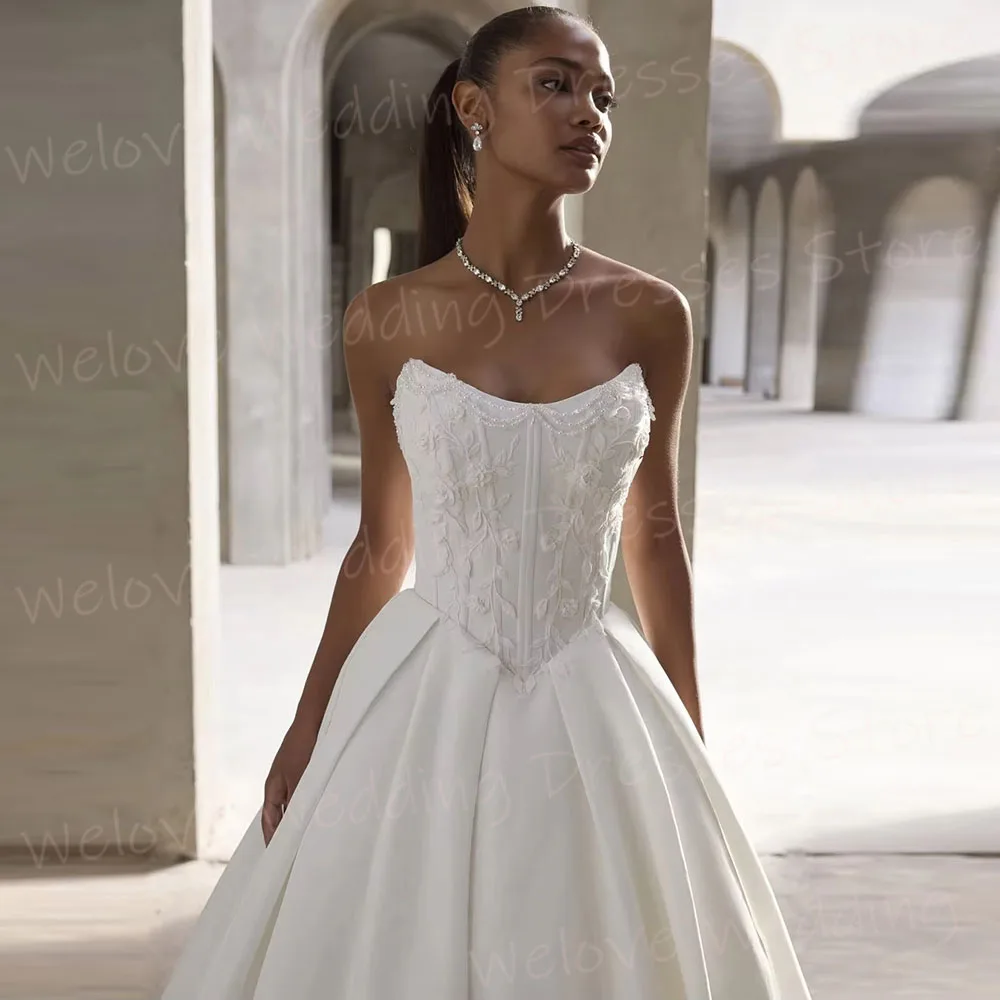 Charmante A-Linie Brautkleider für Damen, trägerlos, Applikationen, Robe De Mariée, individuelle Brautkleider, ärmellos, Vestido De Novia