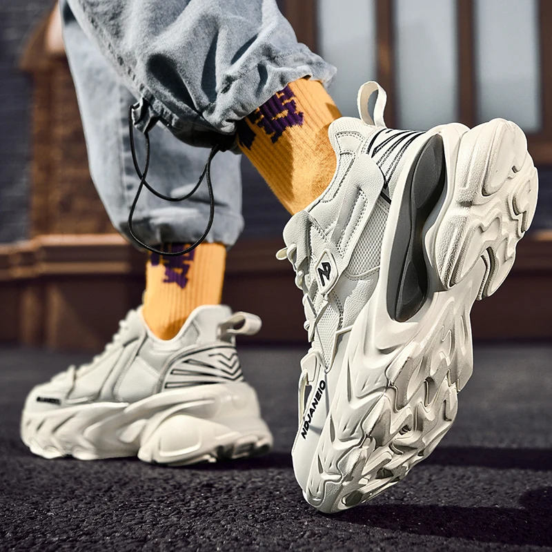 

Мужская стильная повседневная пригородная обувь – крутая, модная и удобная, идеально подходит для делового повседневного использования и повседневного использования.