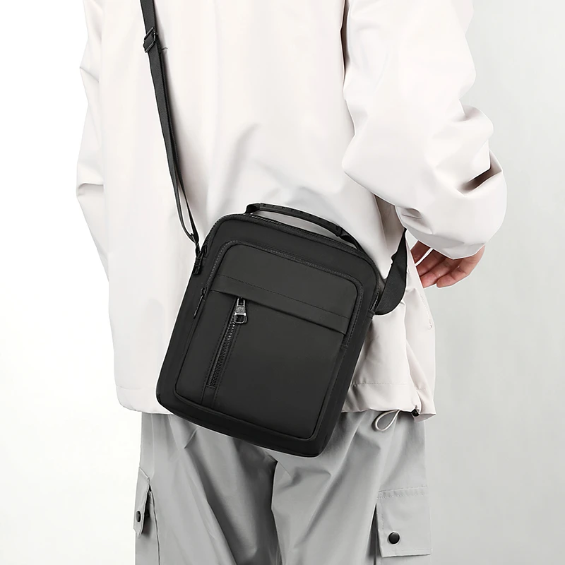 

Minimally Designed Waterproof Nylon Multi-Layer Business and Leisure Single Shoulder Carrying Crossbody Bag for Men